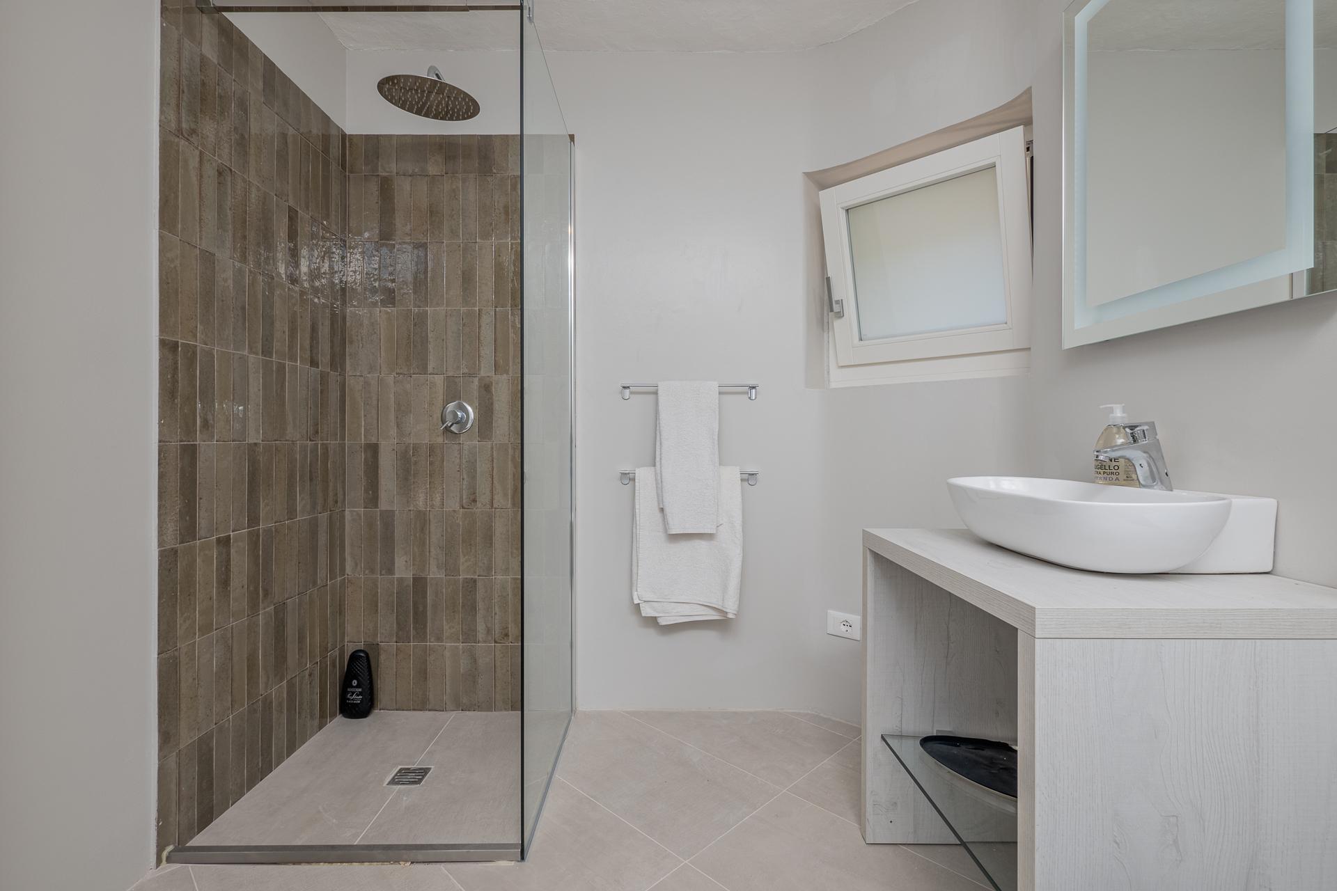 4 Bedroom Villa/Townhouse's Image 14