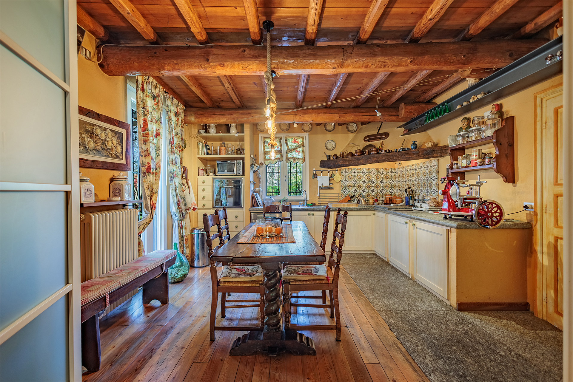 3 Bedroom Single Family Home/House's Image 7