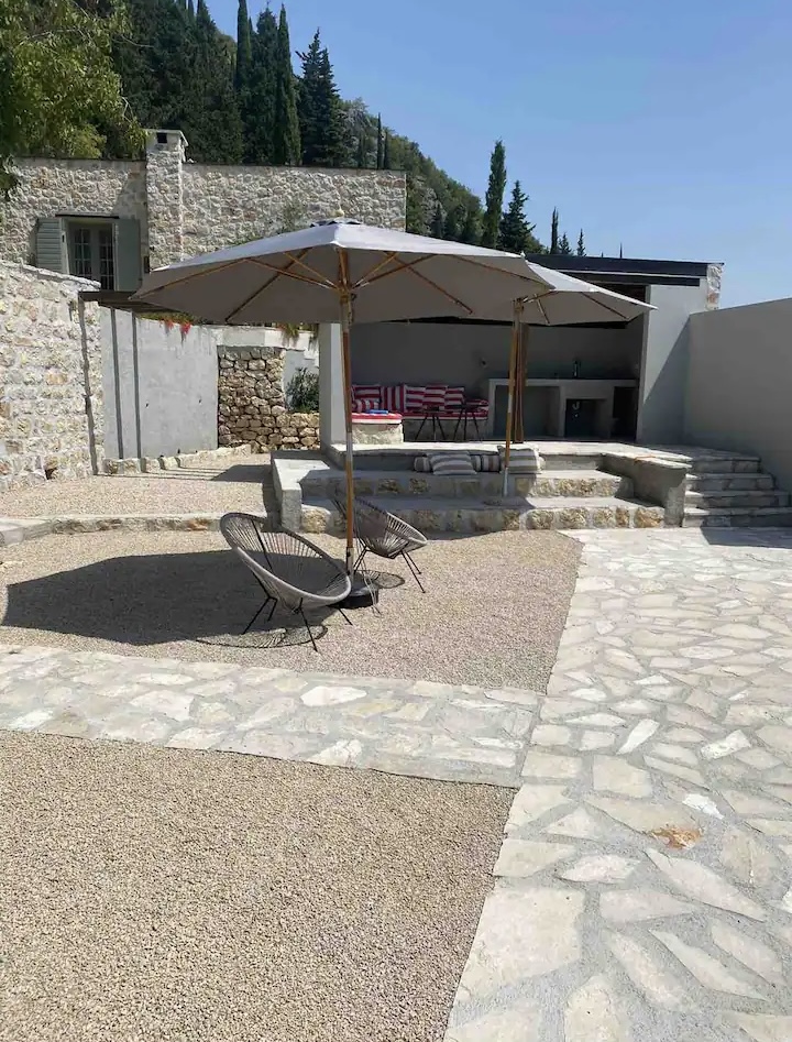 4 Bedroom Villa/Townhouse's Image 3
