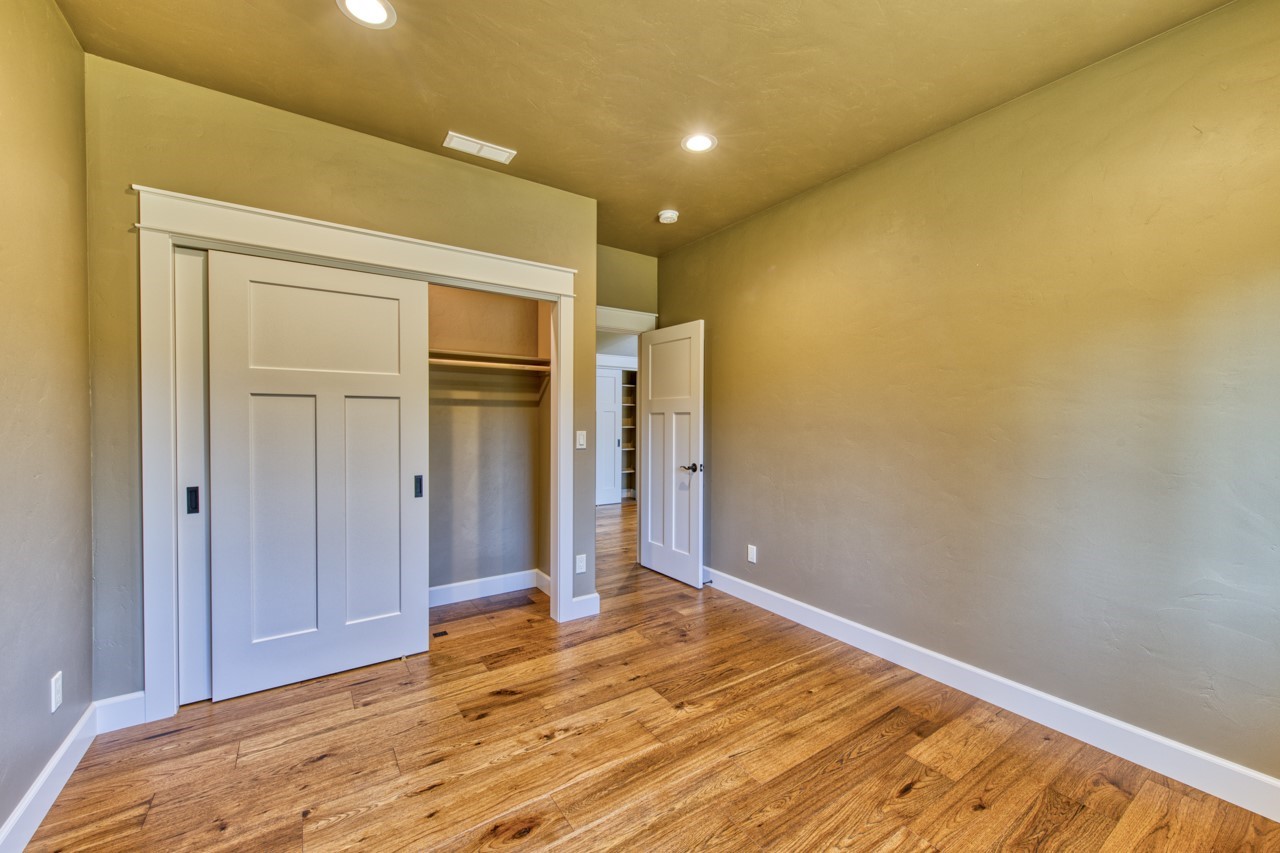 3 Bedroom Single Family Home/House's Image 28