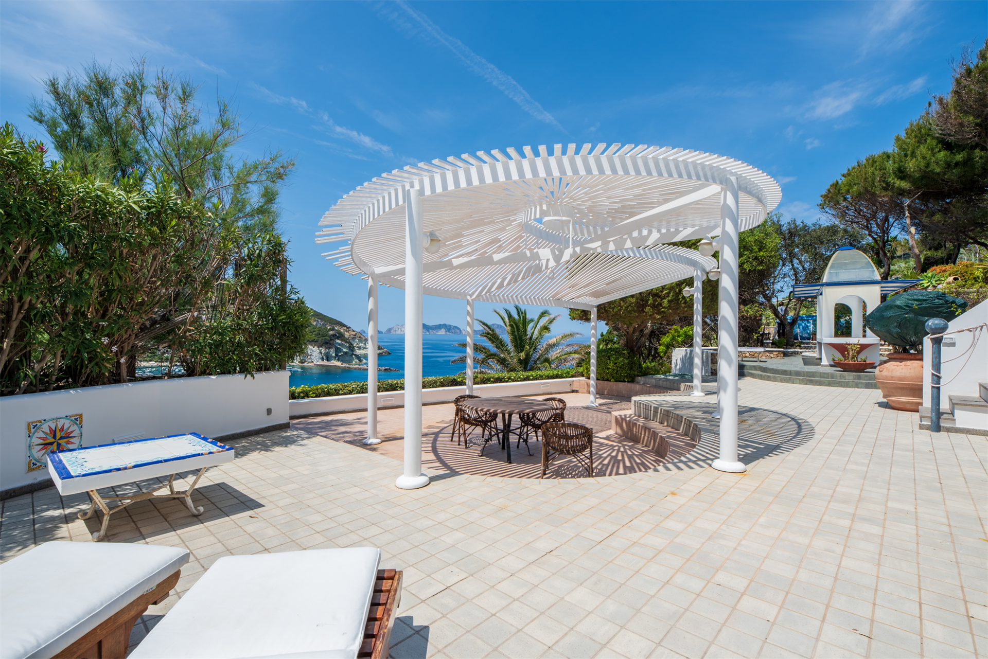 4 Bedroom Villa/Townhouse's Image 6