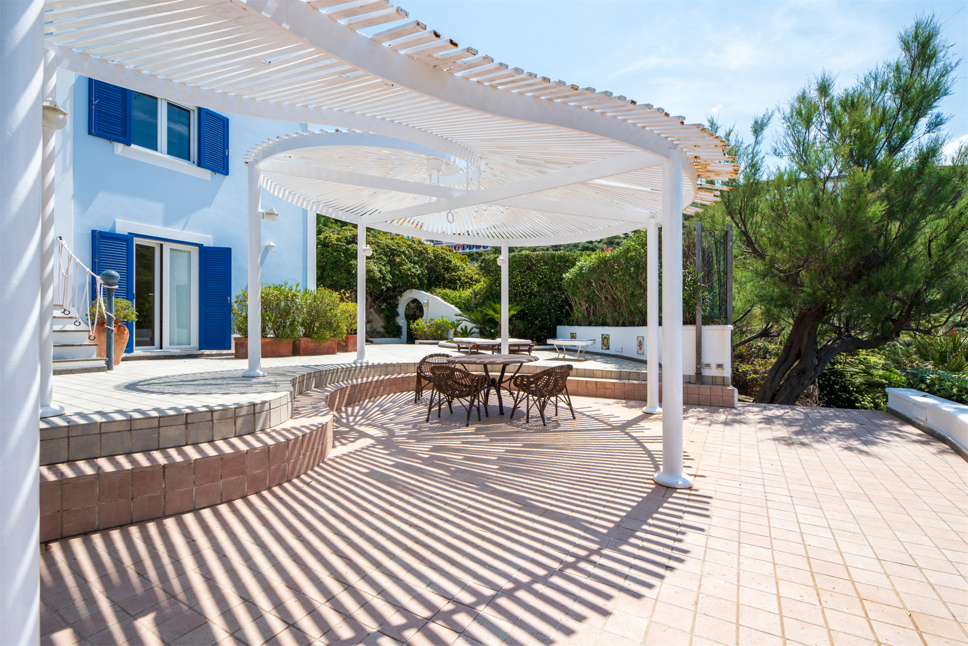 4 Bedroom Villa/Townhouse's Image 5