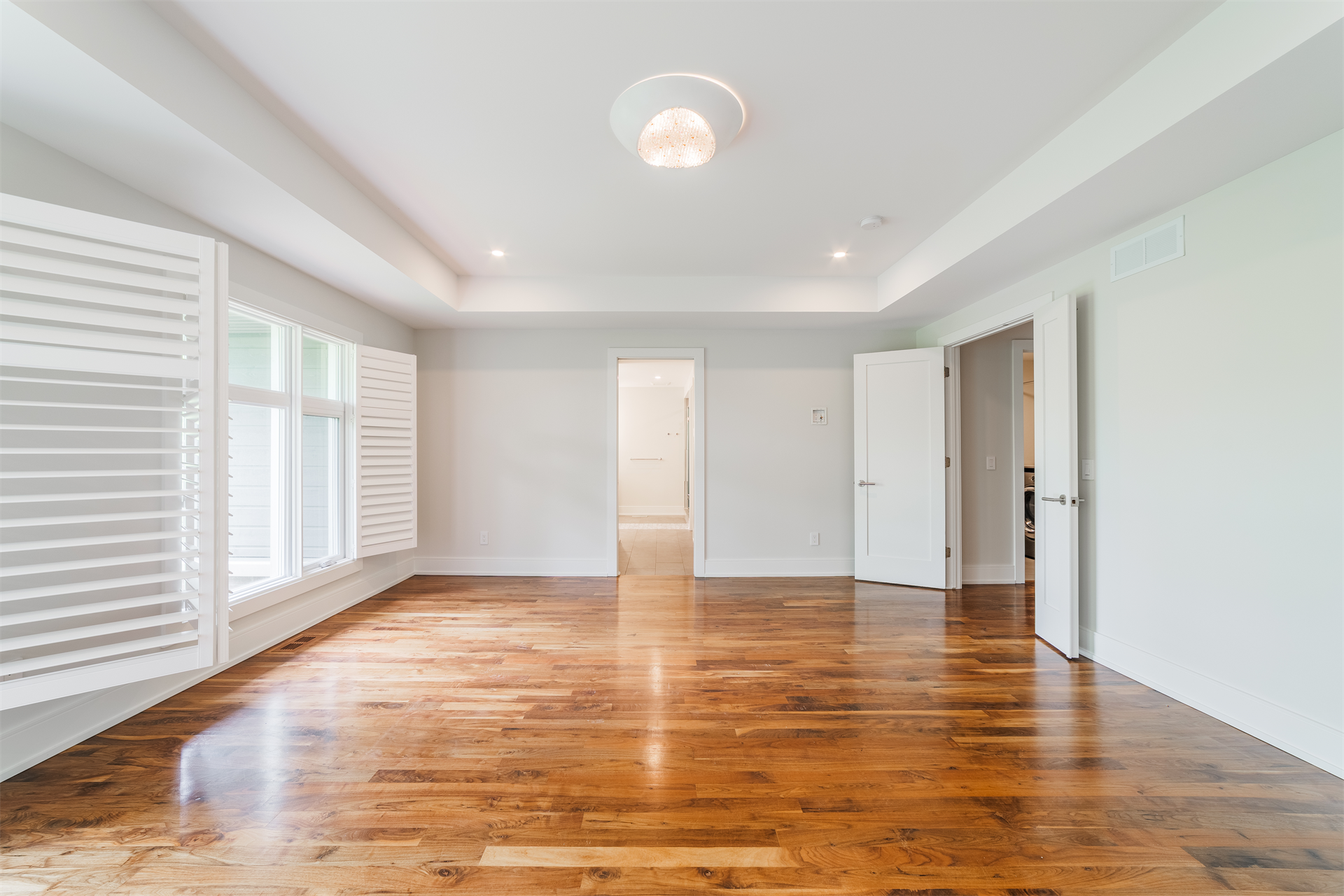 5 Bedroom Single Family Home/House's Image 27