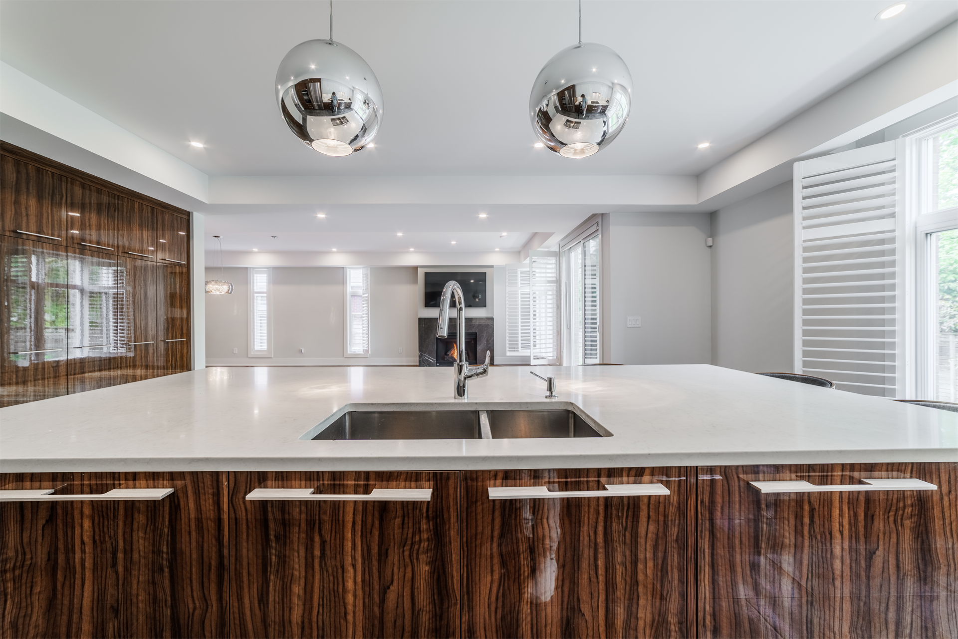 5 Bedroom Single Family Home/House's Image 10