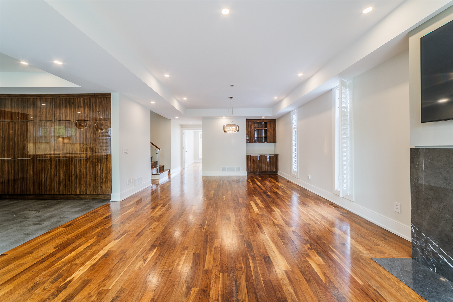 5 Bedroom Single Family Home/House's Image 22