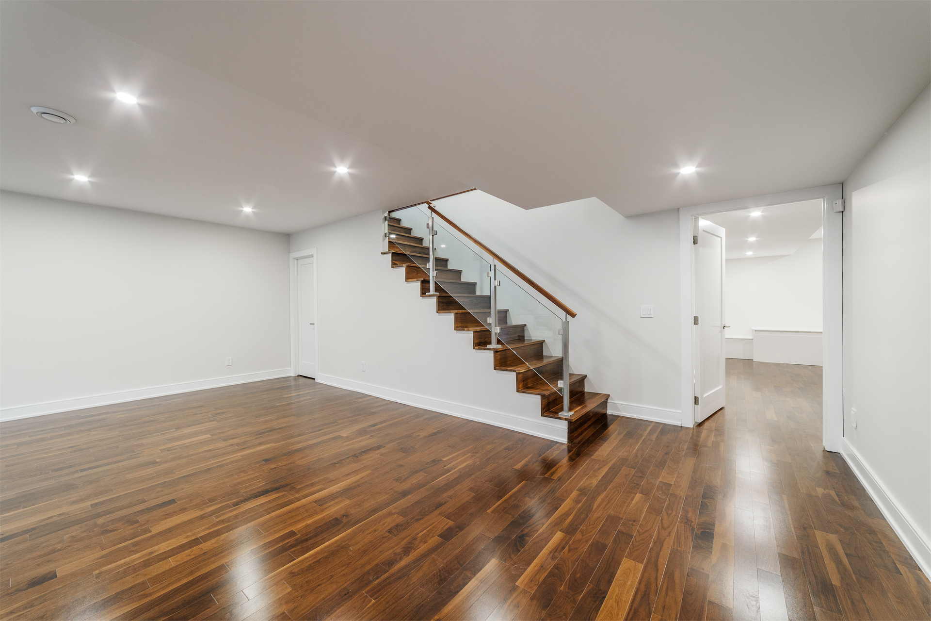 5 Bedroom Single Family Home/House's Image 35