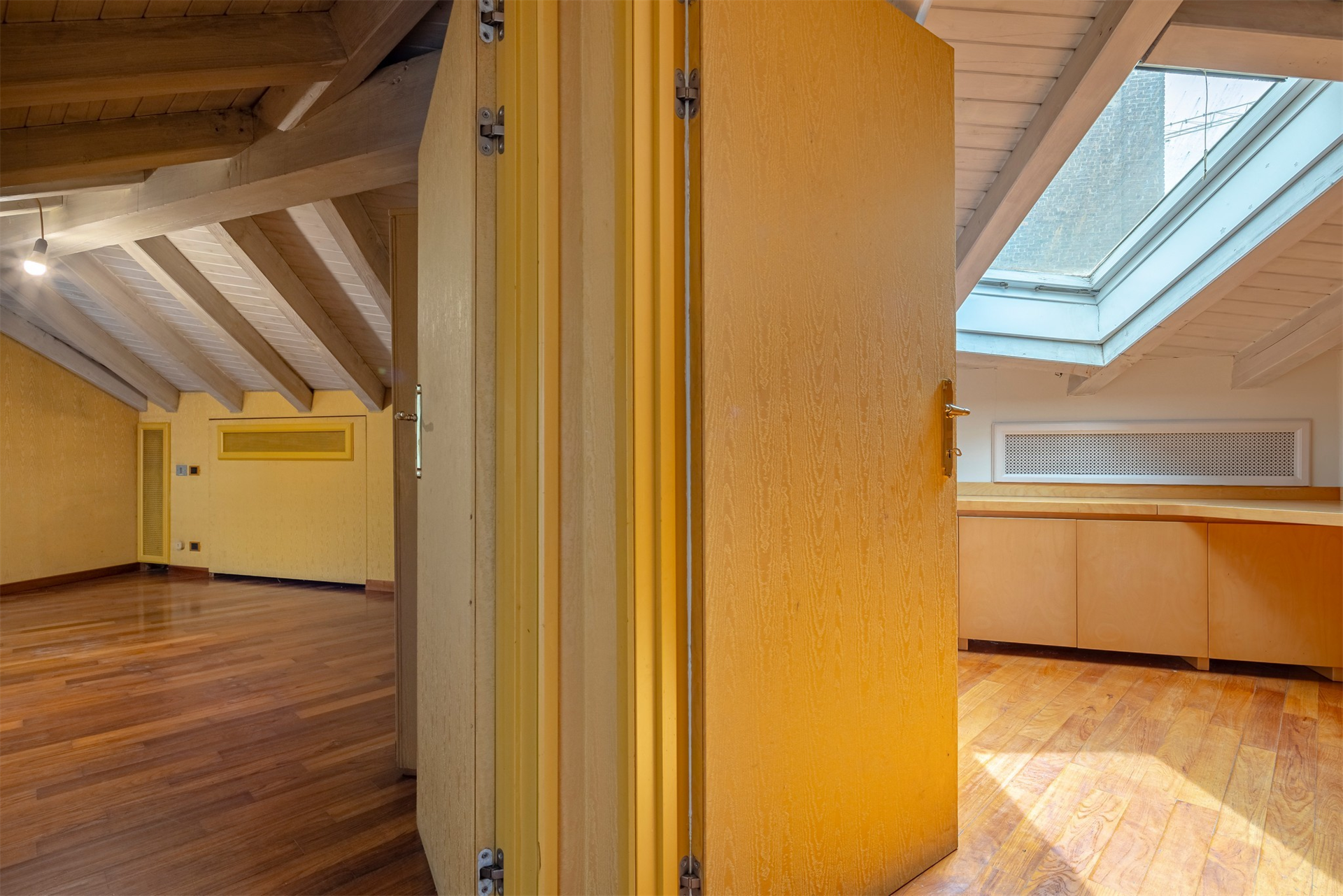 6 Bedroom Building's Image 33