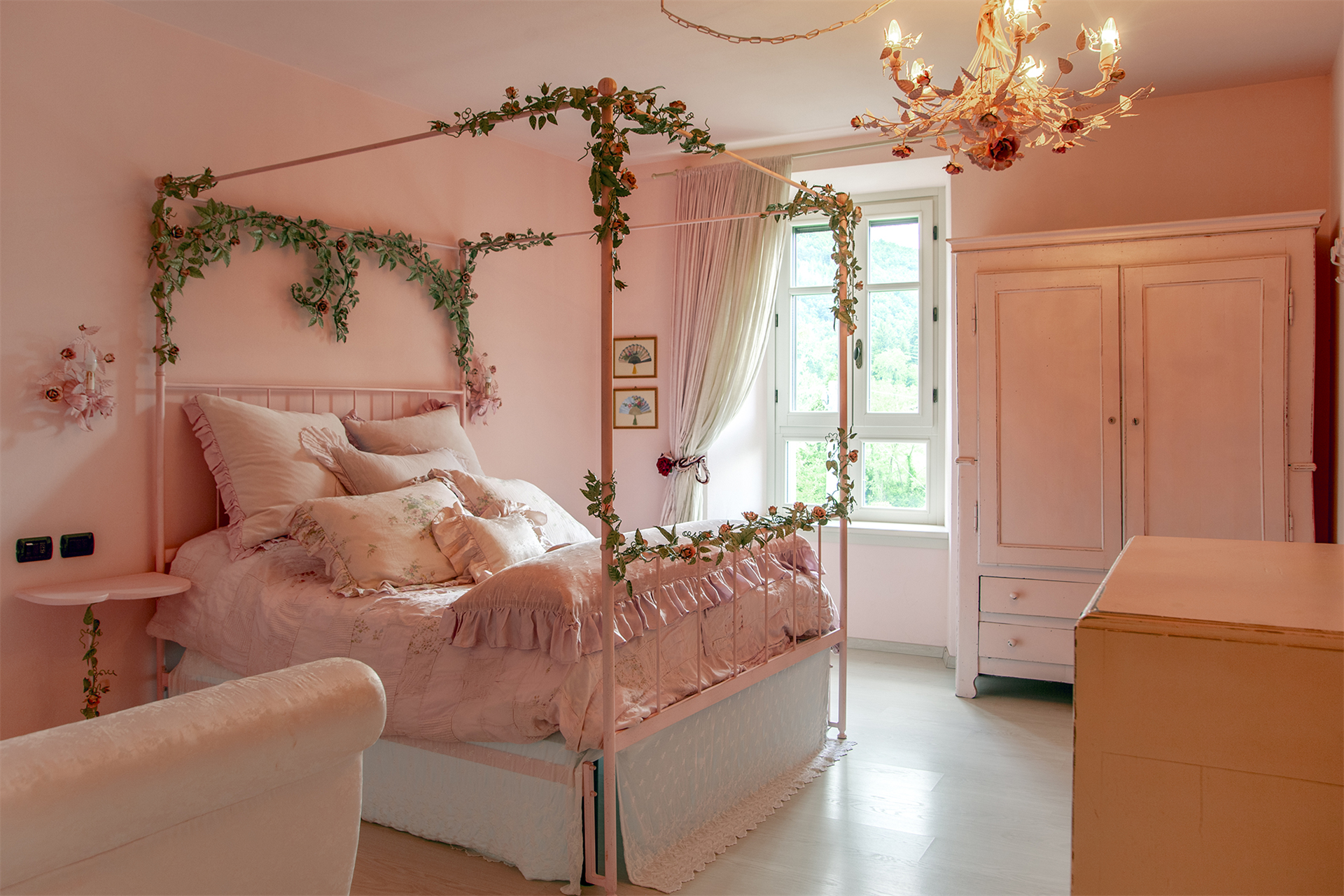 10 Bedroom Villa/Townhouse's Image 21