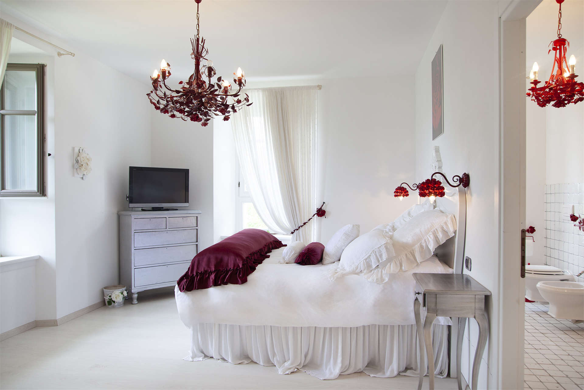 10 Bedroom Villa/Townhouse's Image 18