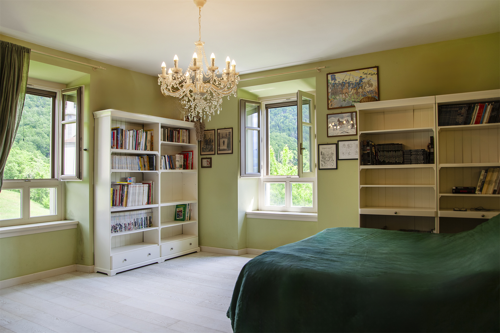 10 Bedroom Villa/Townhouse's Image 23