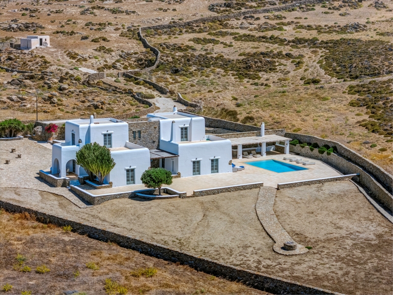 6 Bedroom Villa/Townhouse's Image 8
