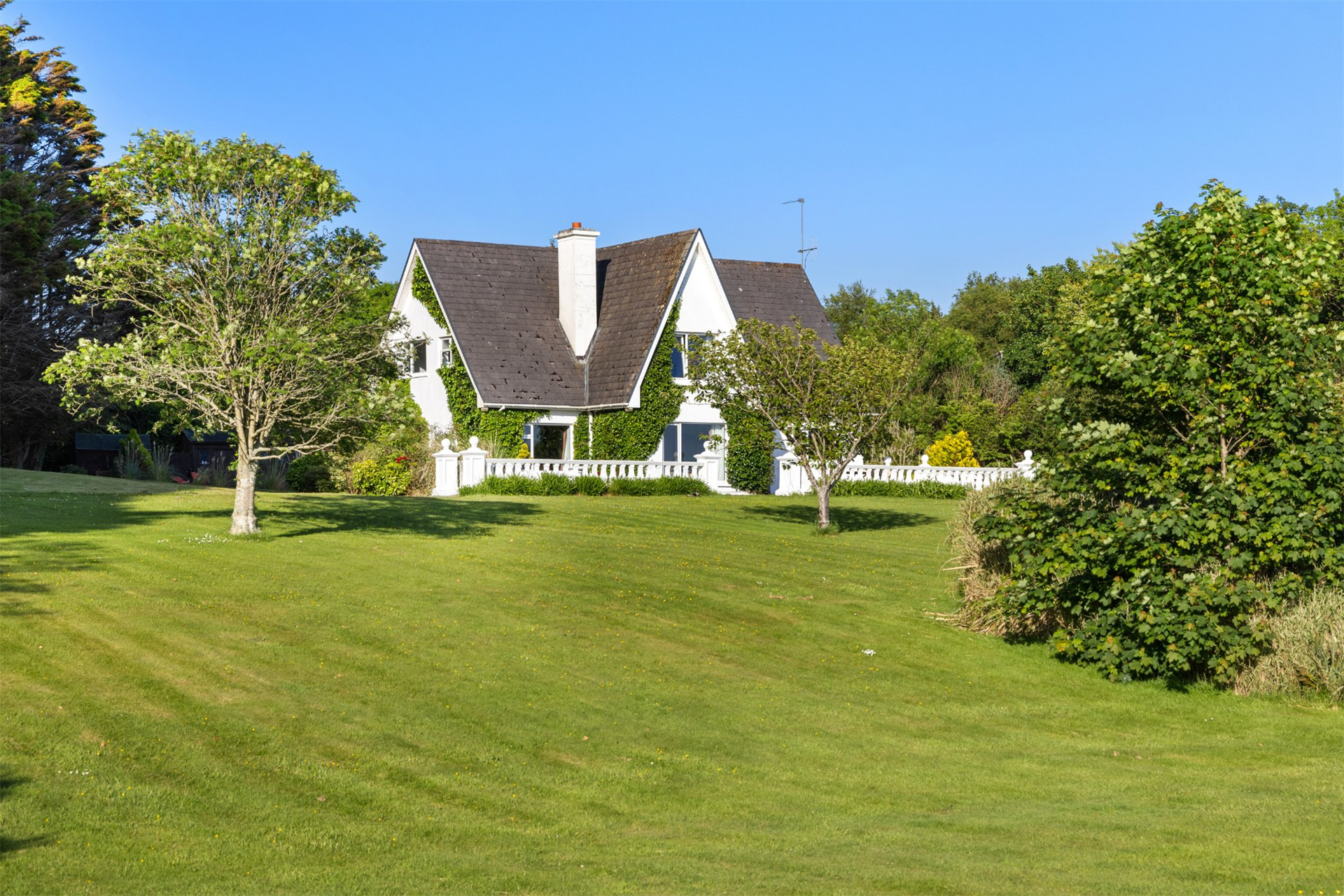 5 Bedroom Single Family Home/House's Image 19