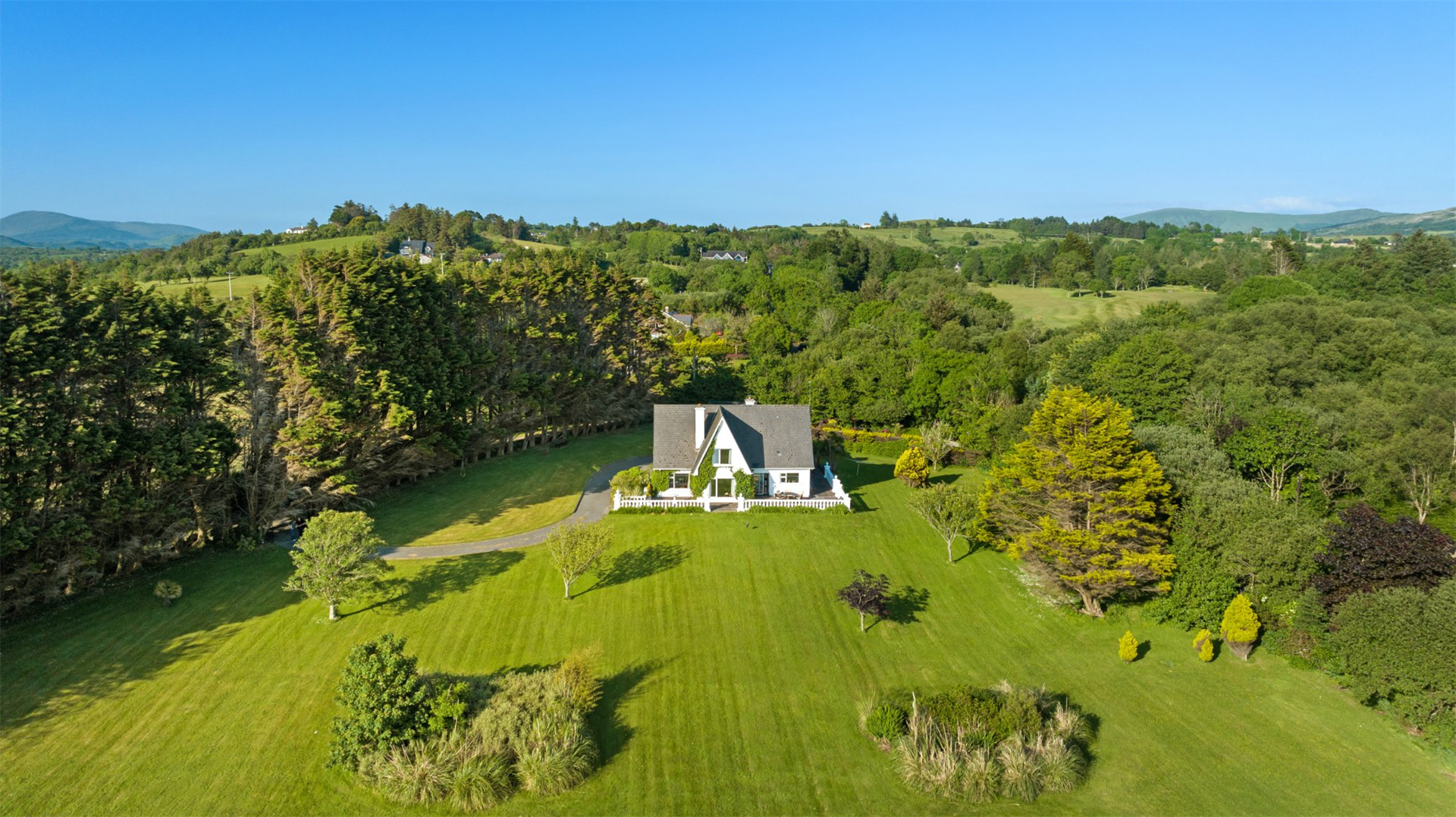 5 Bedroom Single Family Home/House's Image 31