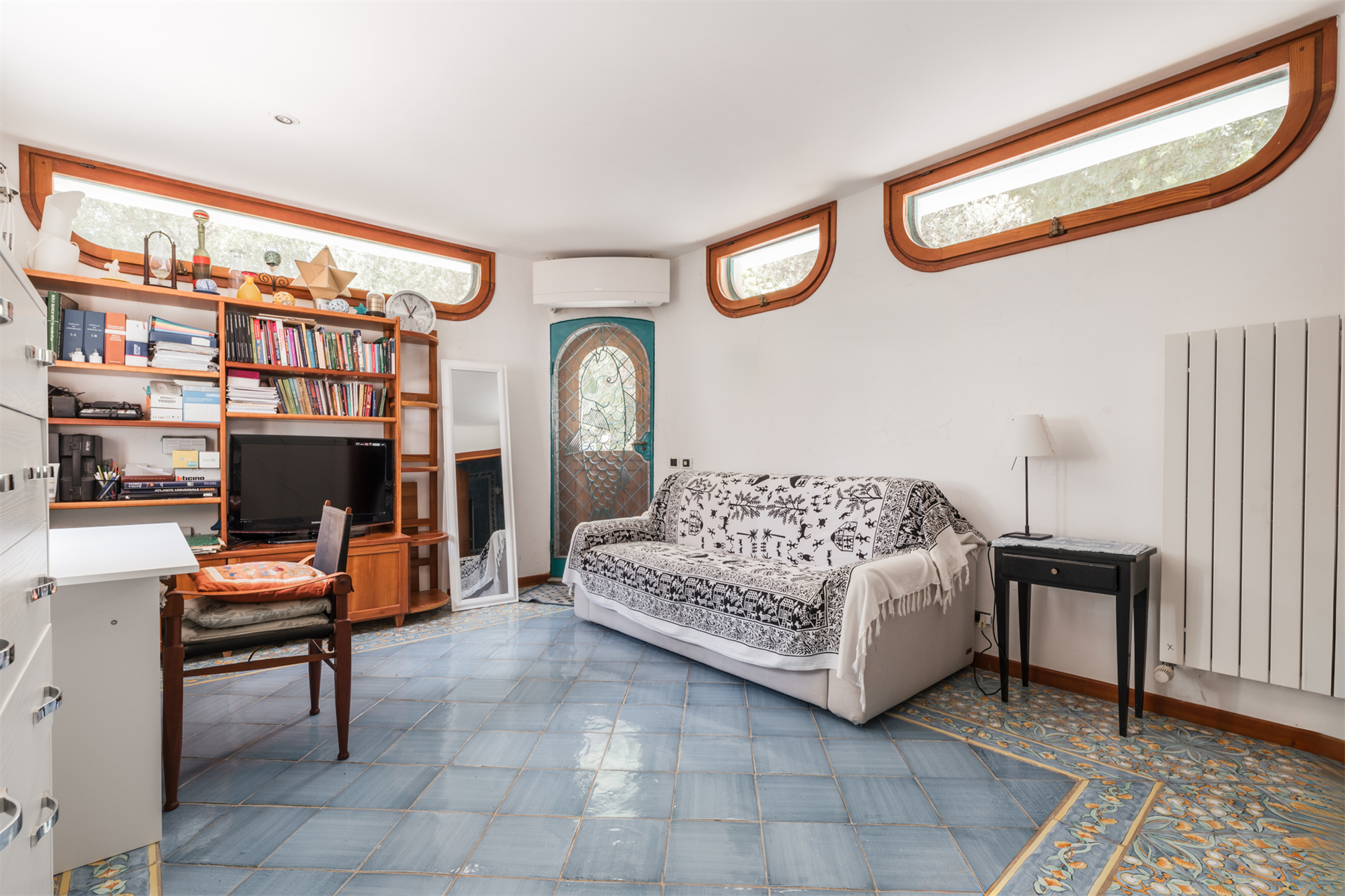 9 Bedroom Villa/Townhouse's Image 14