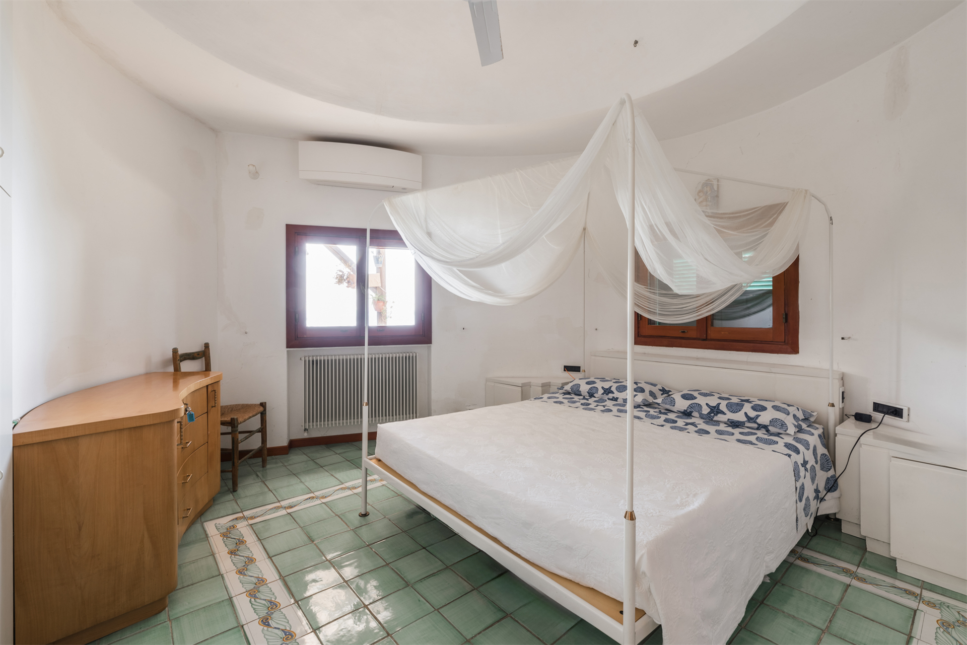 9 Bedroom Villa/Townhouse's Image 13