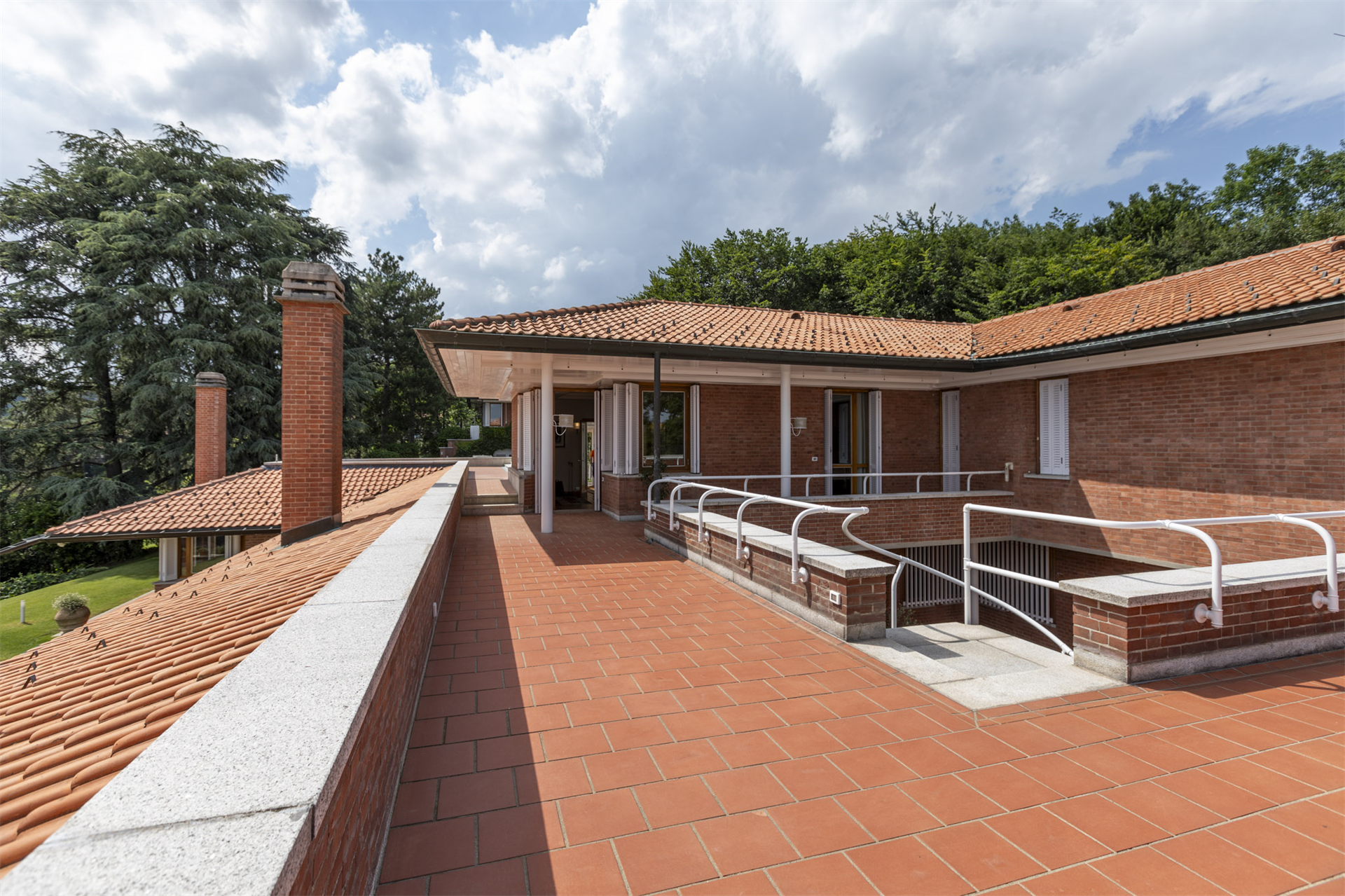 11 Bedroom Villa/Townhouse's Image 36