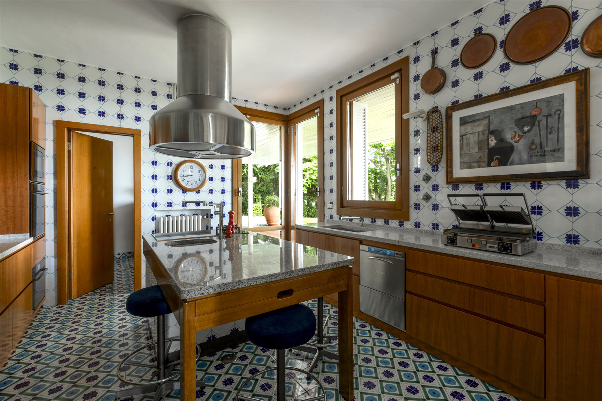 11 Bedroom Villa/Townhouse's Image 21