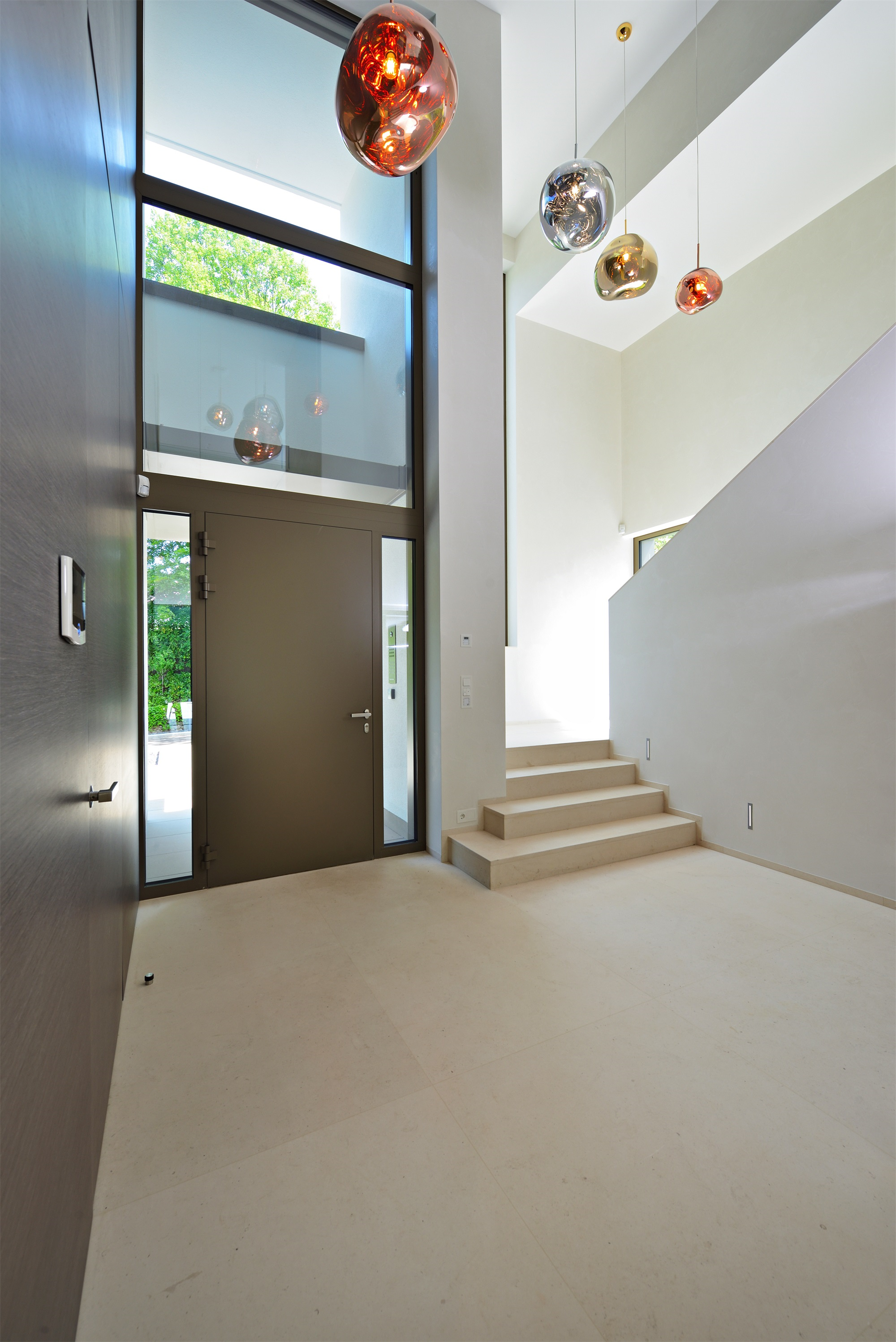 5 Bedroom Villa/Townhouse's Image 3