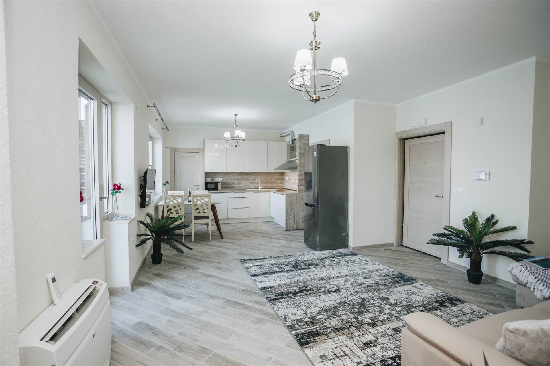 4 Bedroom Villa/Townhouse's Image 6