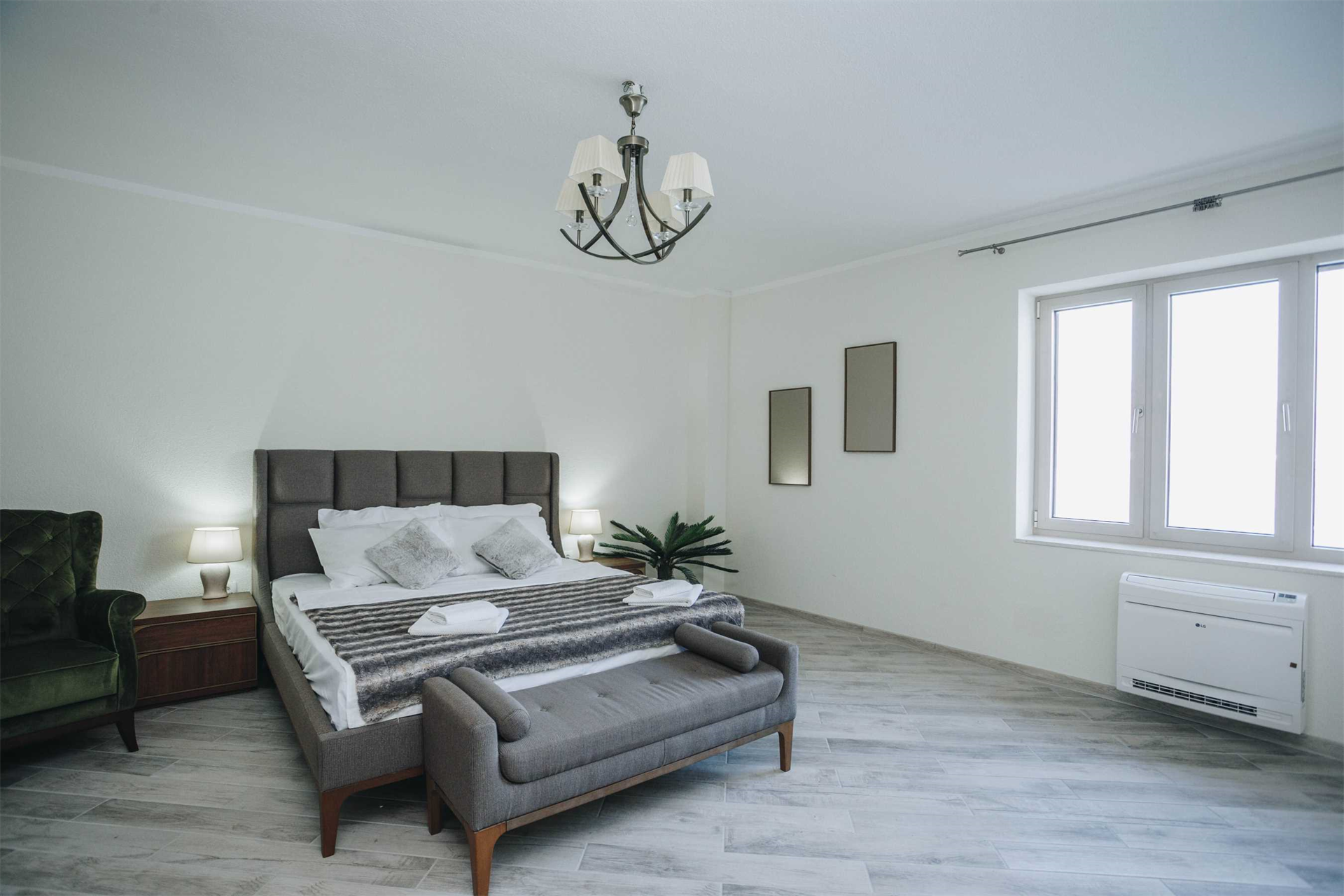 4 Bedroom Villa/Townhouse's Image 9