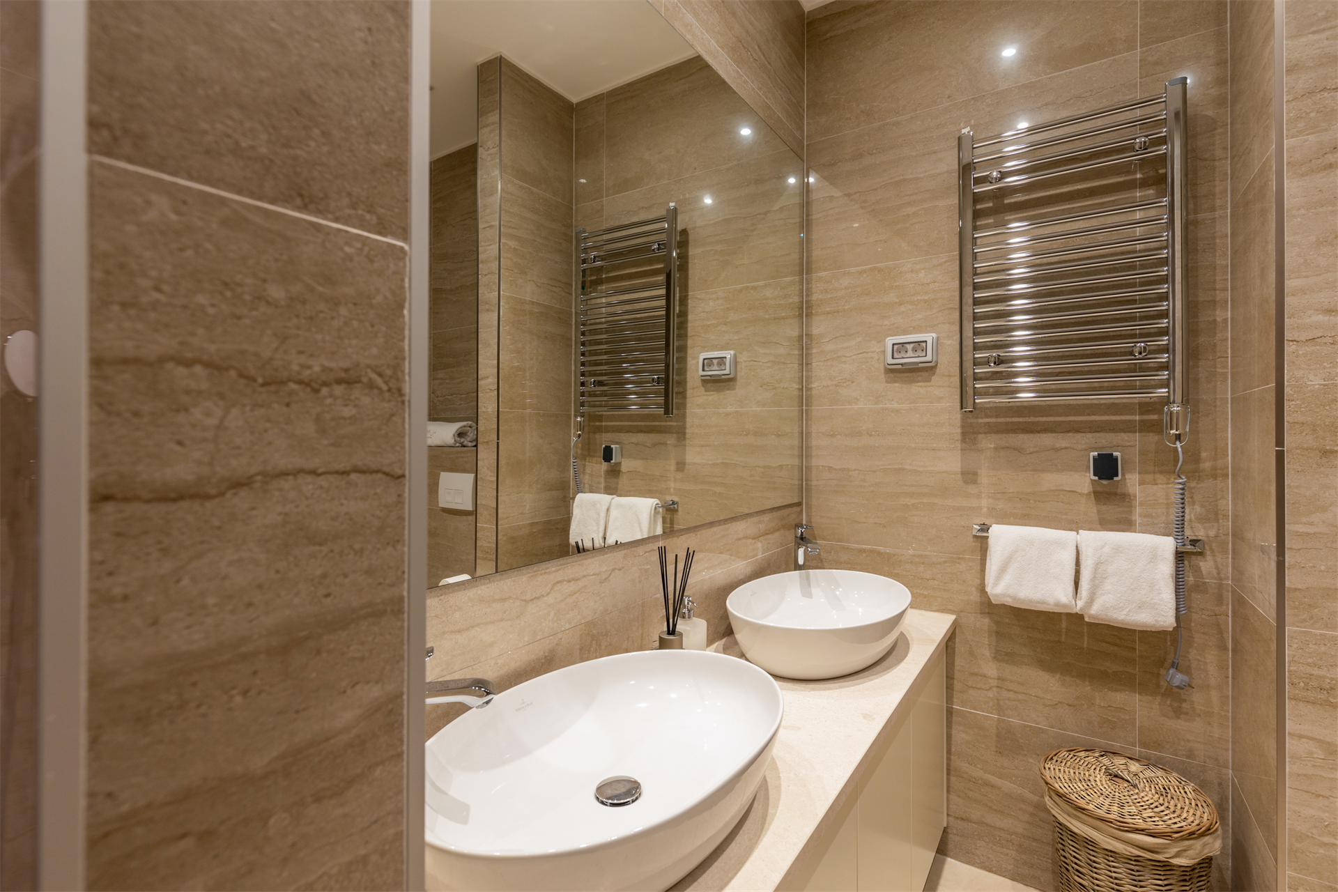 3 Bedroom Villa/Townhouse's Image 18