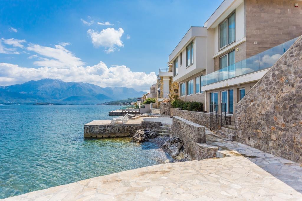 5 Bedroom Villa/Townhouse's Image 17