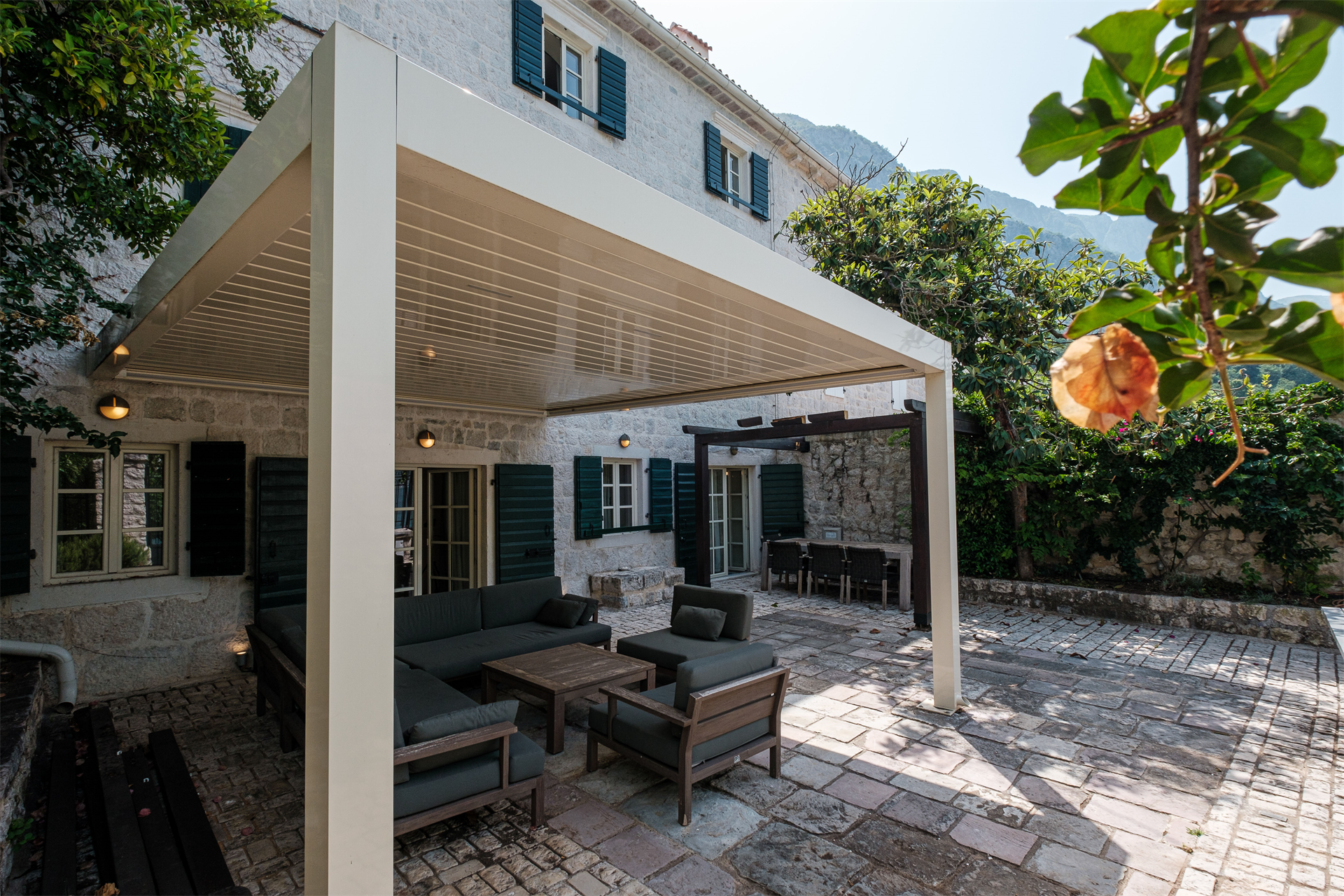 5 Bedroom Villa/Townhouse's Image 27
