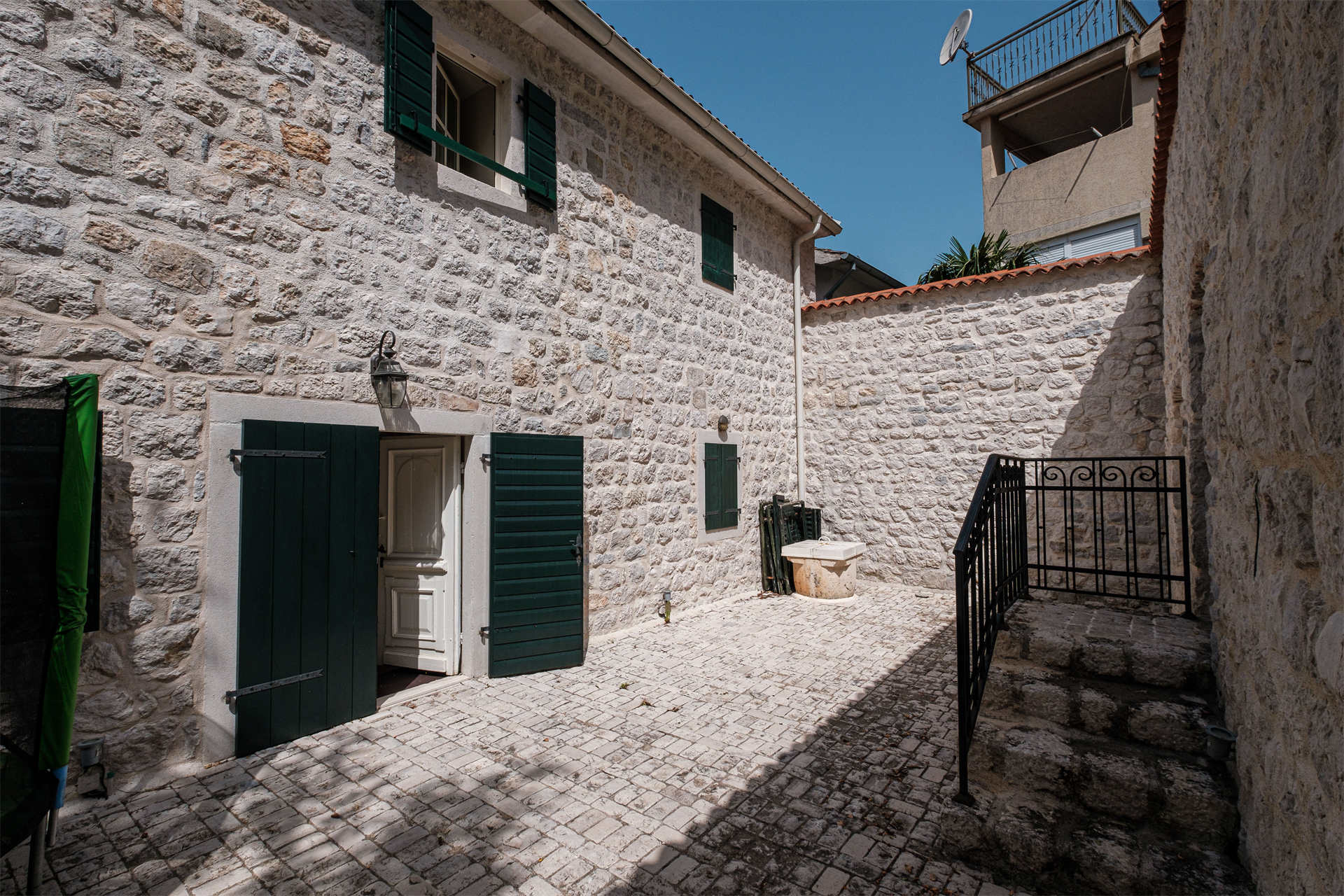5 Bedroom Villa/Townhouse's Image 33