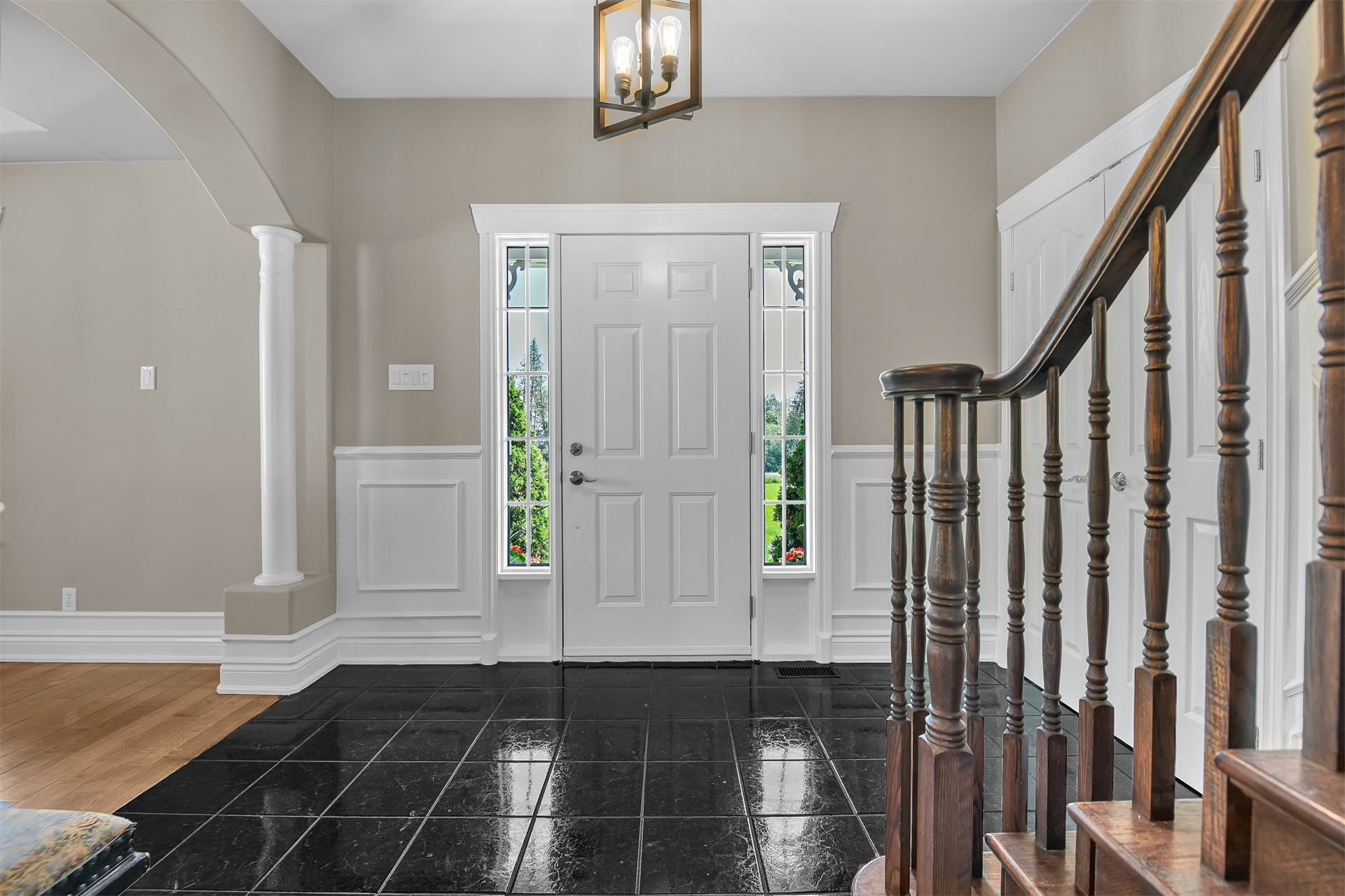 5 Bedroom Single Family Home/House's Image 6