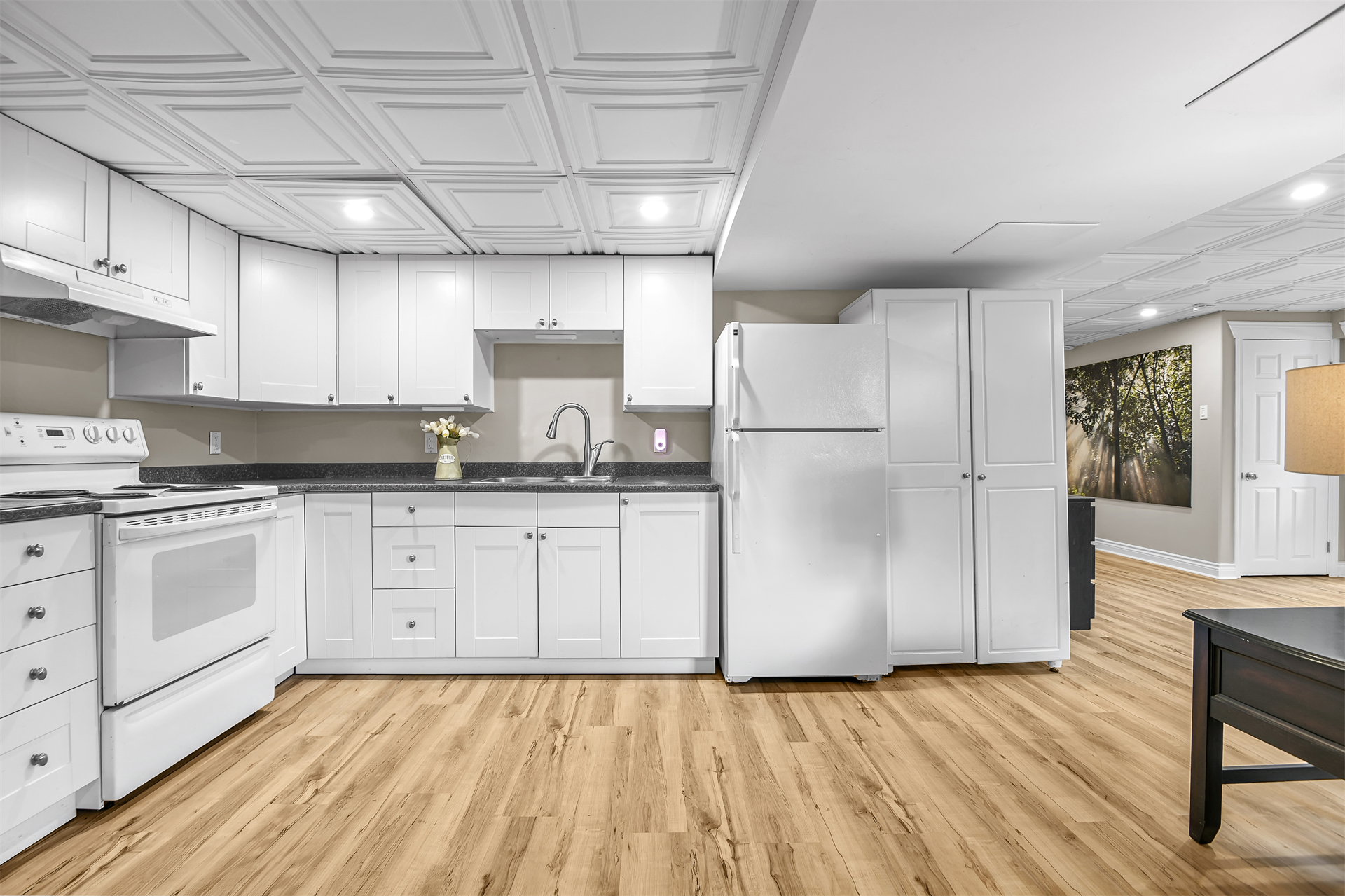 5 Bedroom Single Family Home/House's Image 41