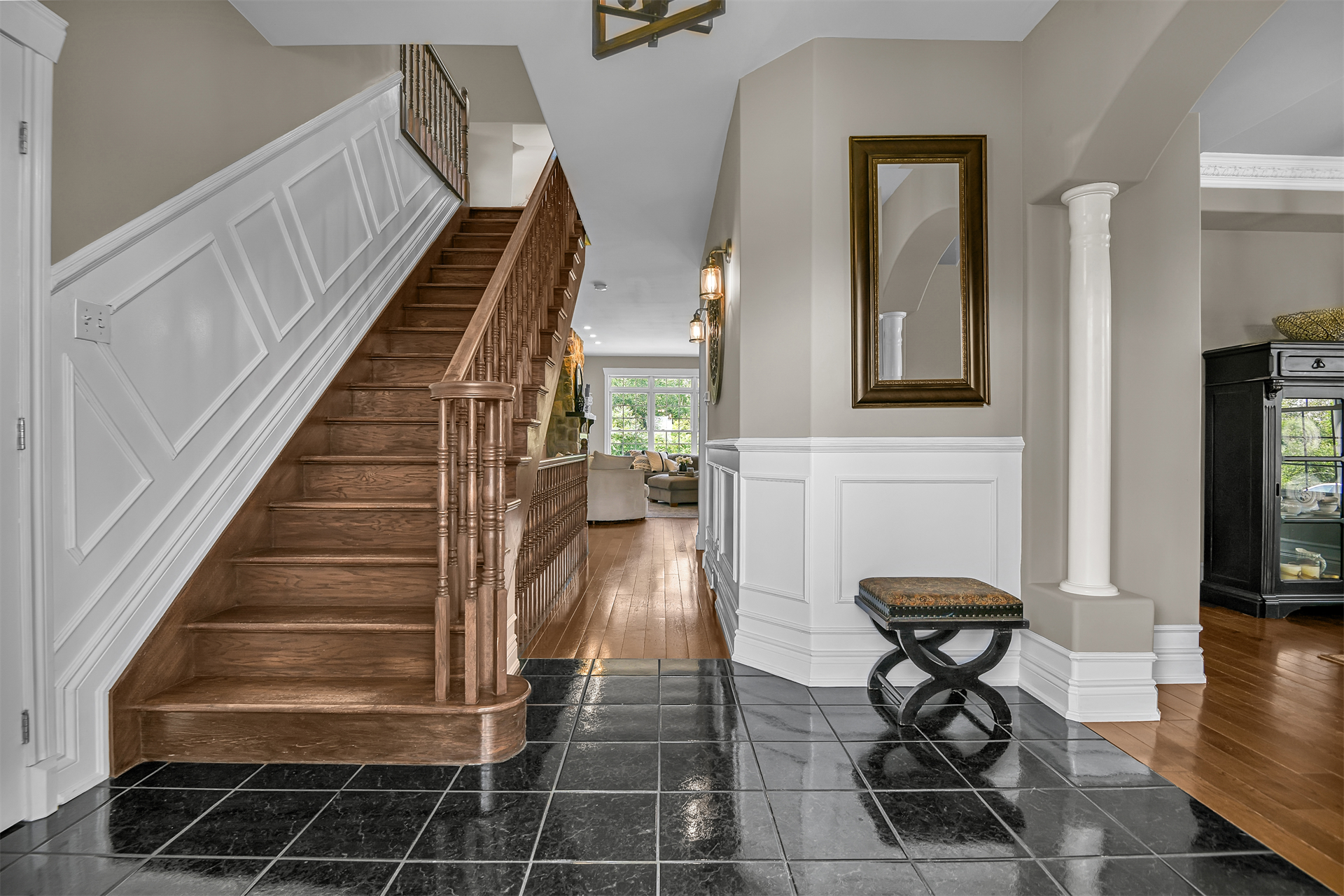 5 Bedroom Single Family Home/House's Image 5