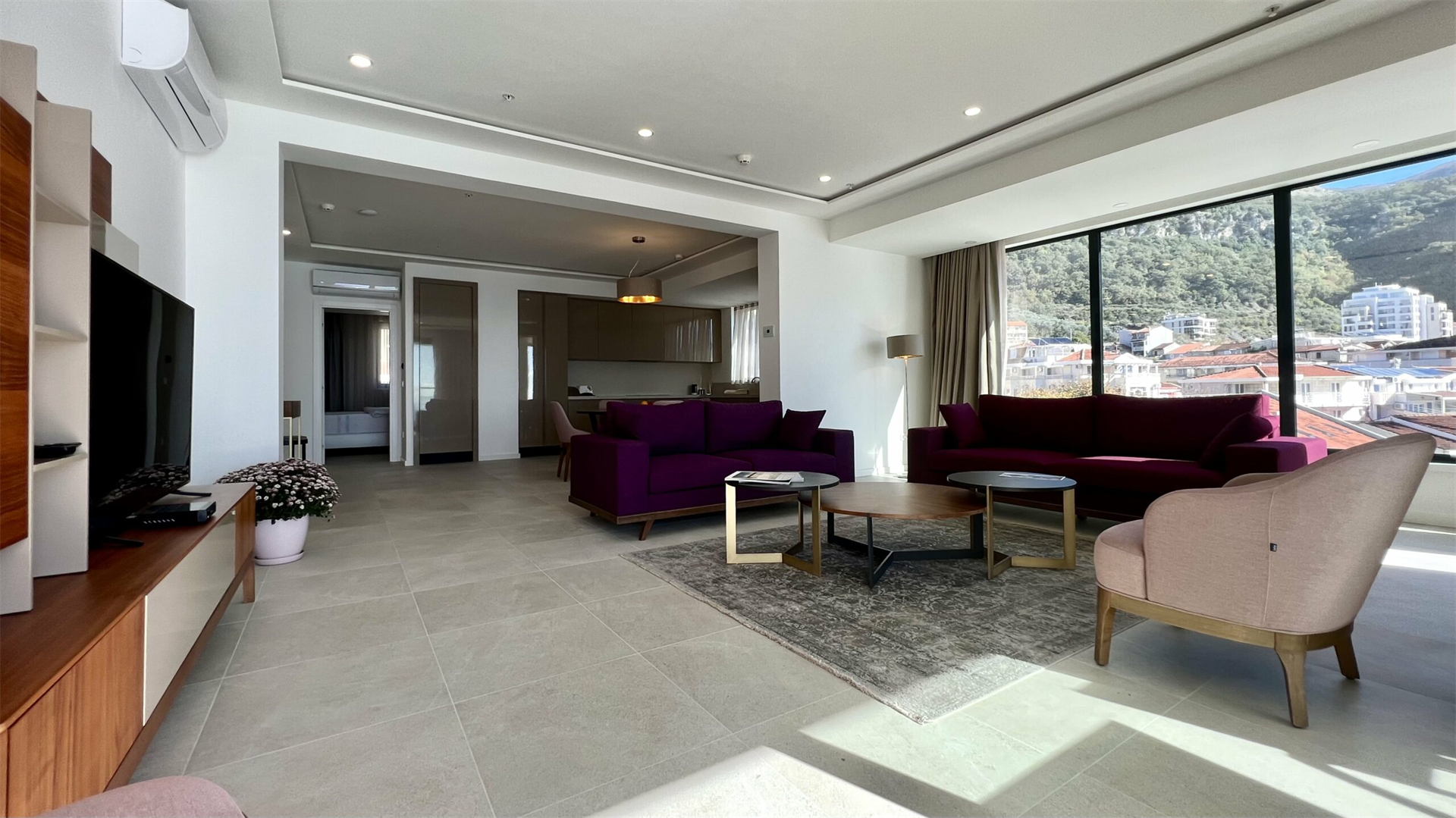 3 Bedroom Apartment/Flat's Image 4
