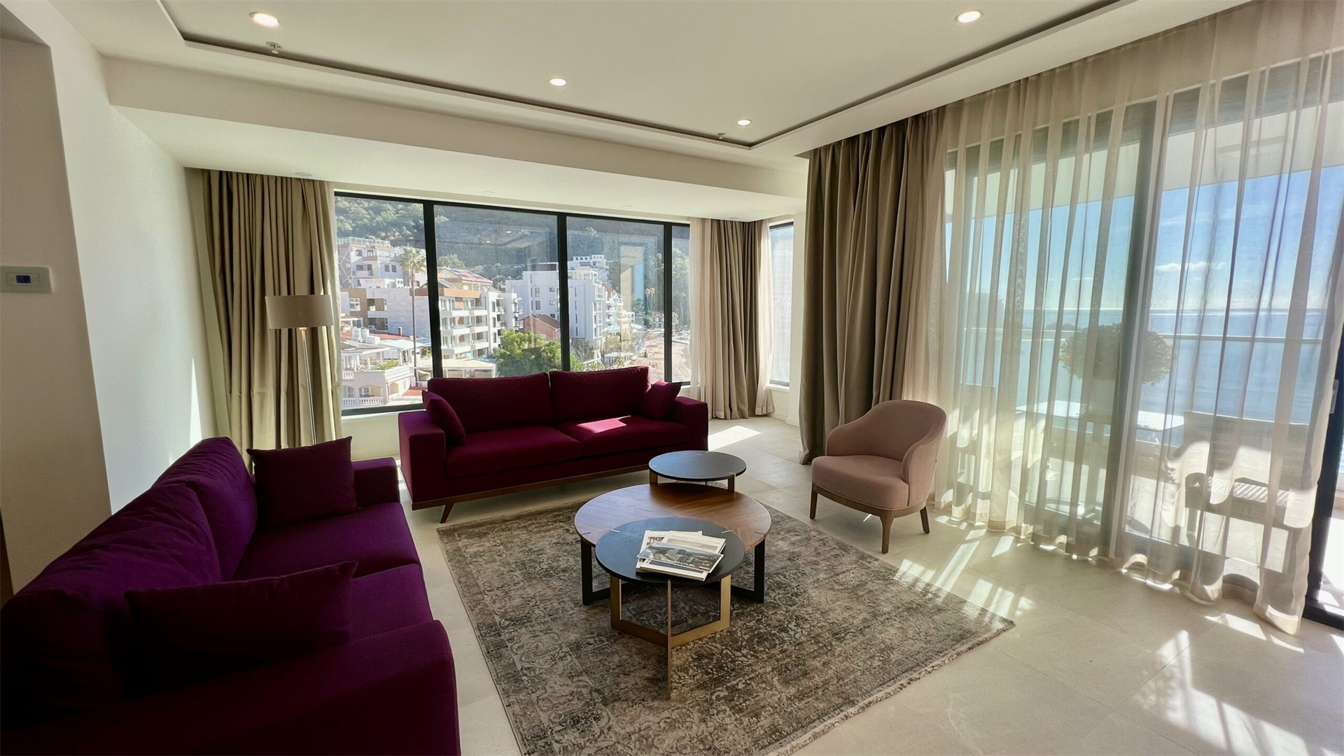 3 Bedroom Apartment/Flat's Image 3