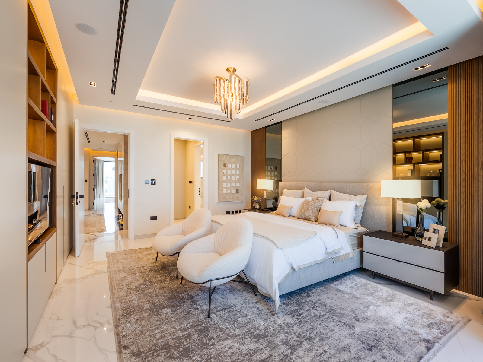 5 Bedroom Villa/Townhouse's Image 12