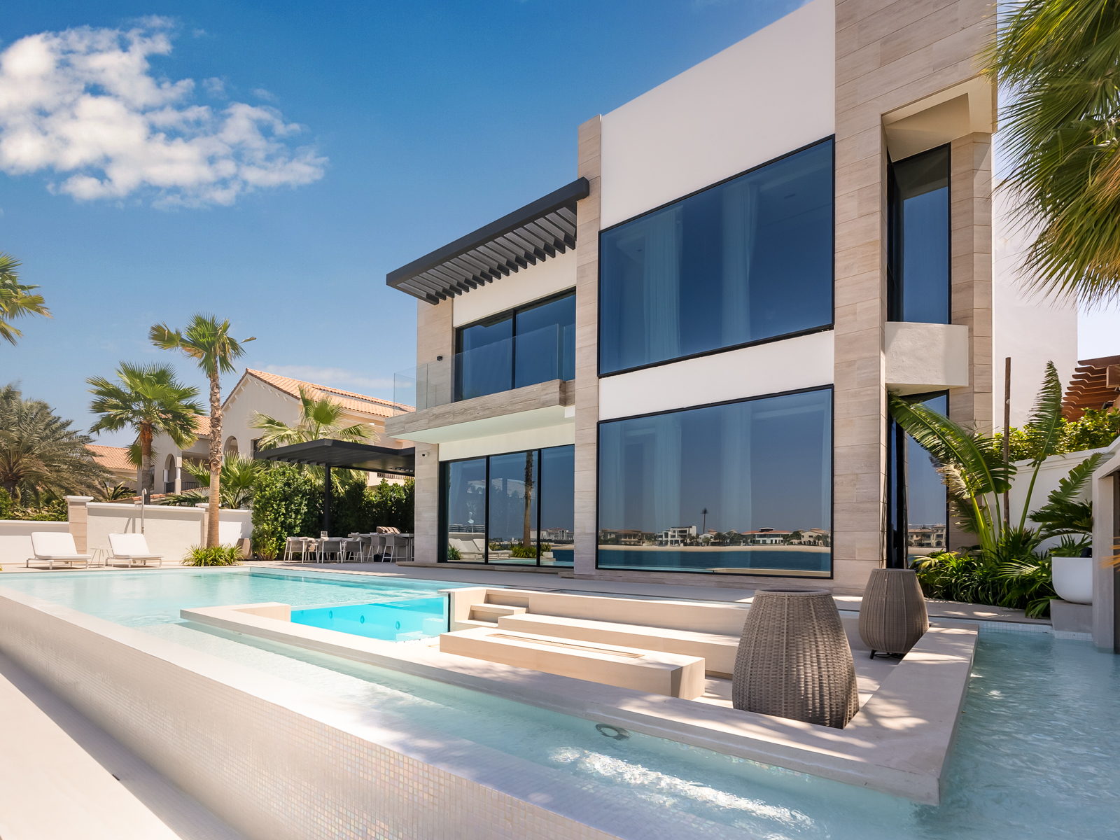 5 Bedroom Villa/Townhouse's Image 18