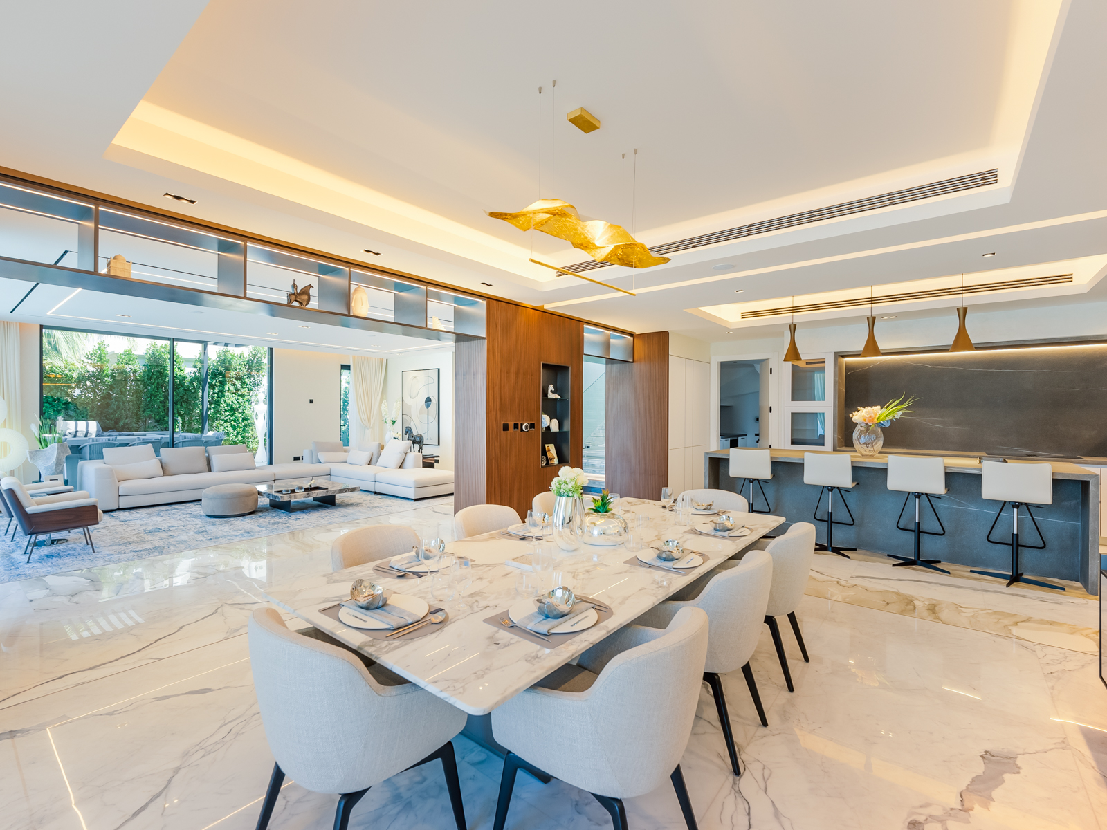 5 Bedroom Villa/Townhouse's Image 6