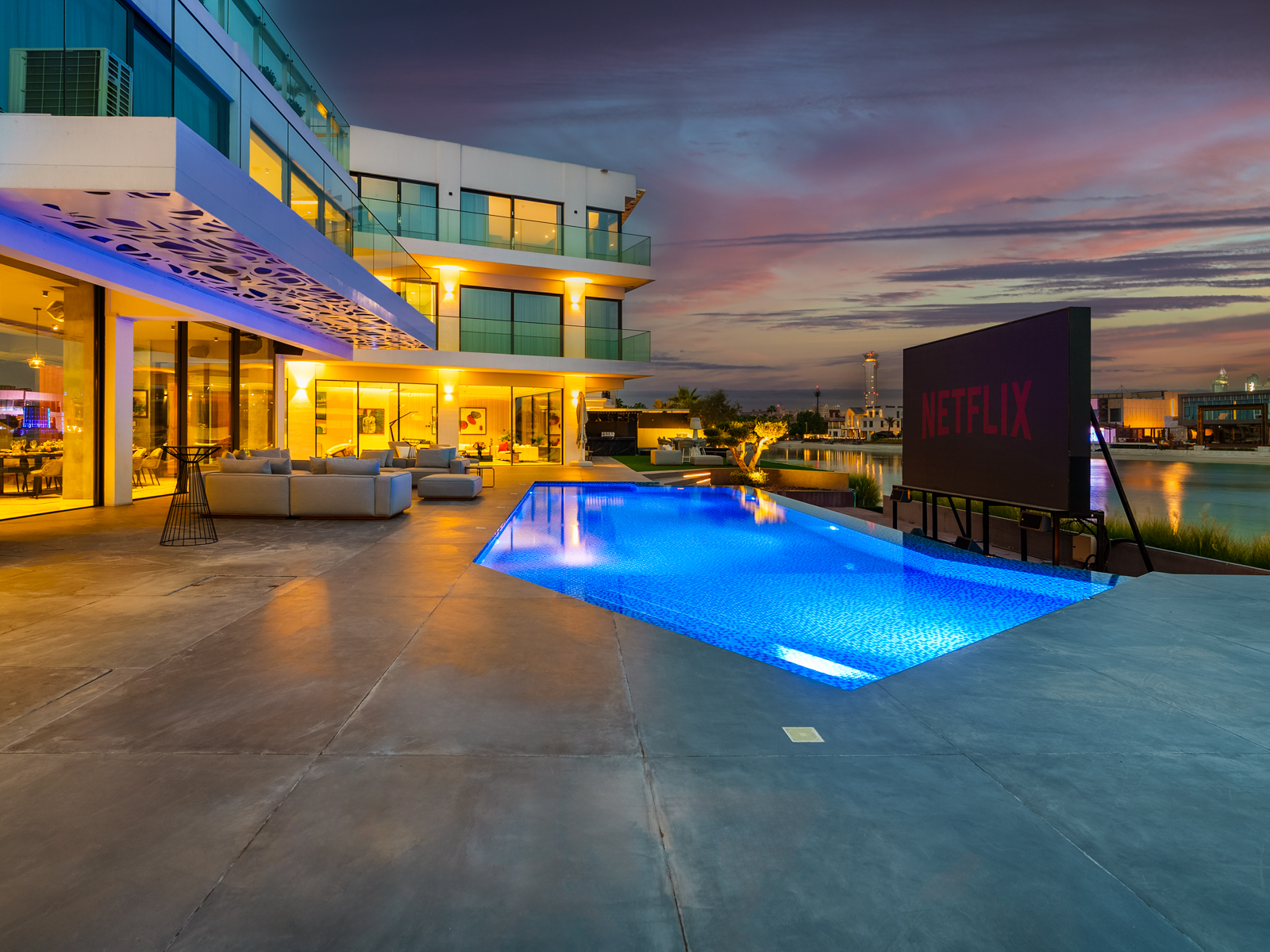 7 Bedroom Villa/Townhouse's Image 21