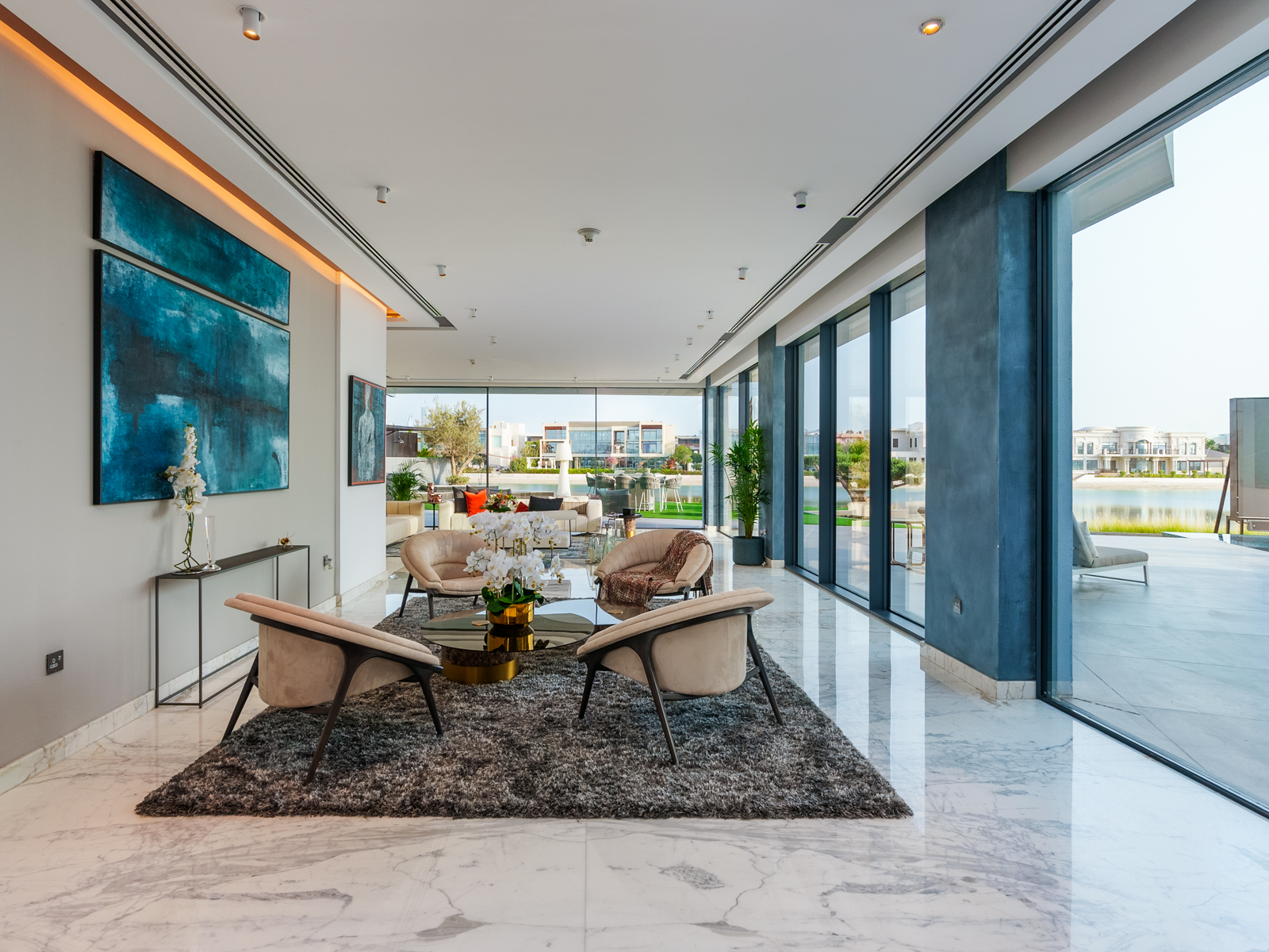 7 Bedroom Villa/Townhouse's Image 3