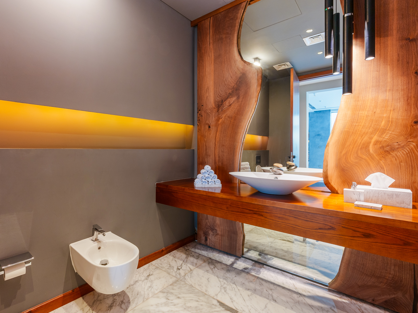 7 Bedroom Villa/Townhouse's Image 11