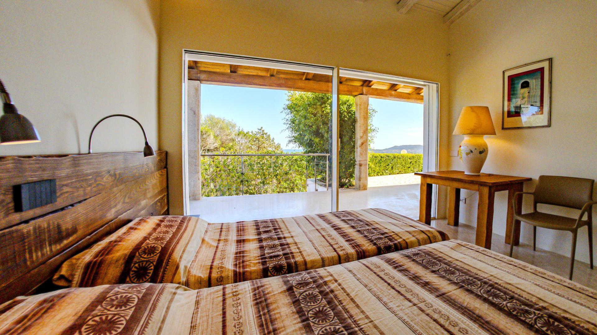4 Bedroom Villa/Townhouse's Image 11
