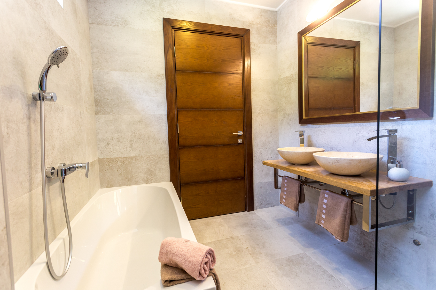 5 Bedroom Villa/Townhouse's Image 26