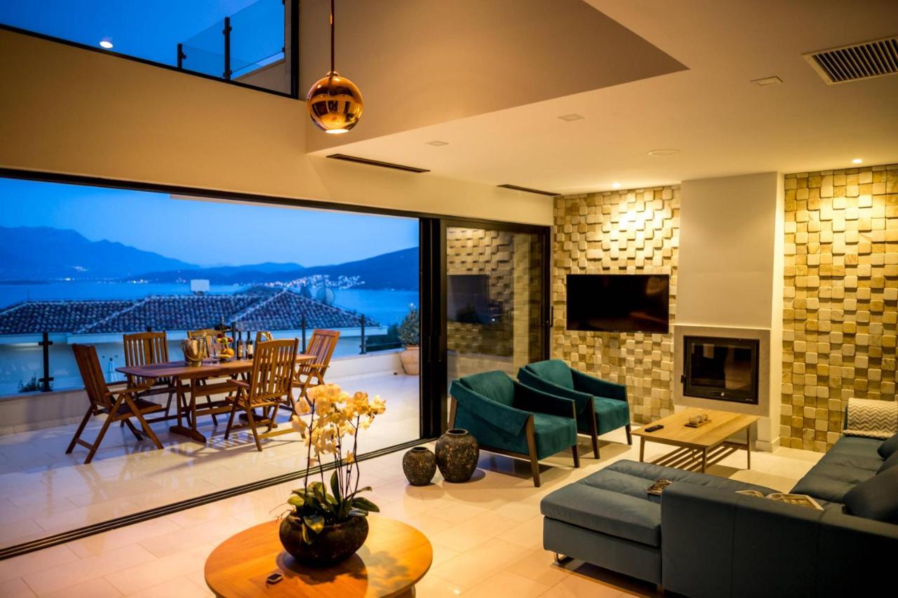 5 Bedroom Villa/Townhouse's Image 16