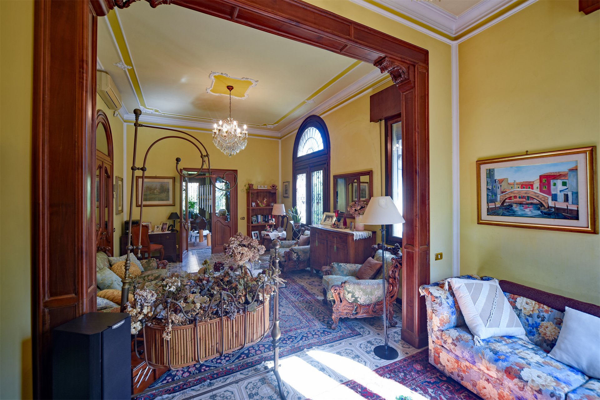 5 Bedroom Villa/Townhouse's Image 7
