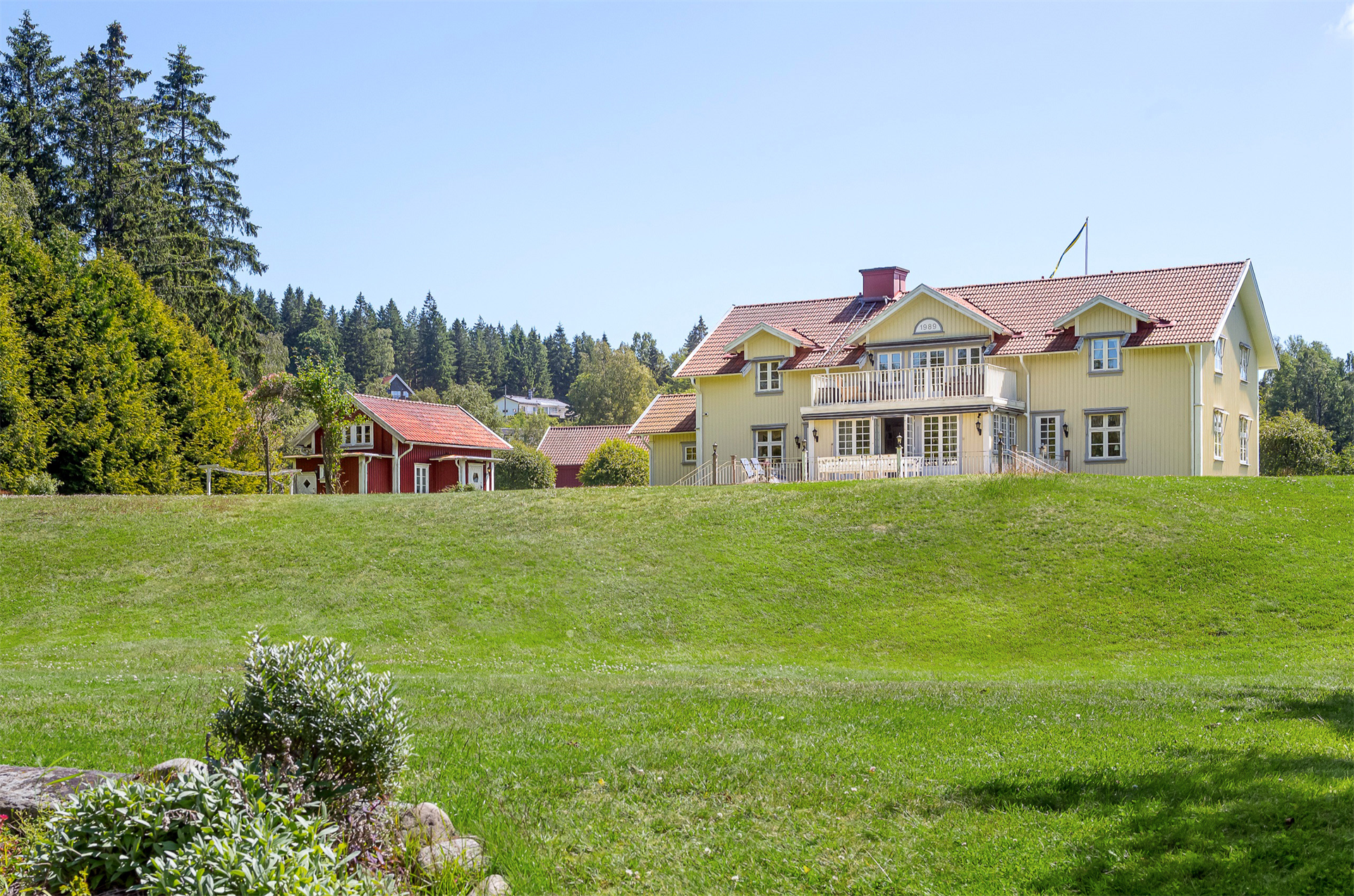 Stunning Sweden Luxury Homes Sales image