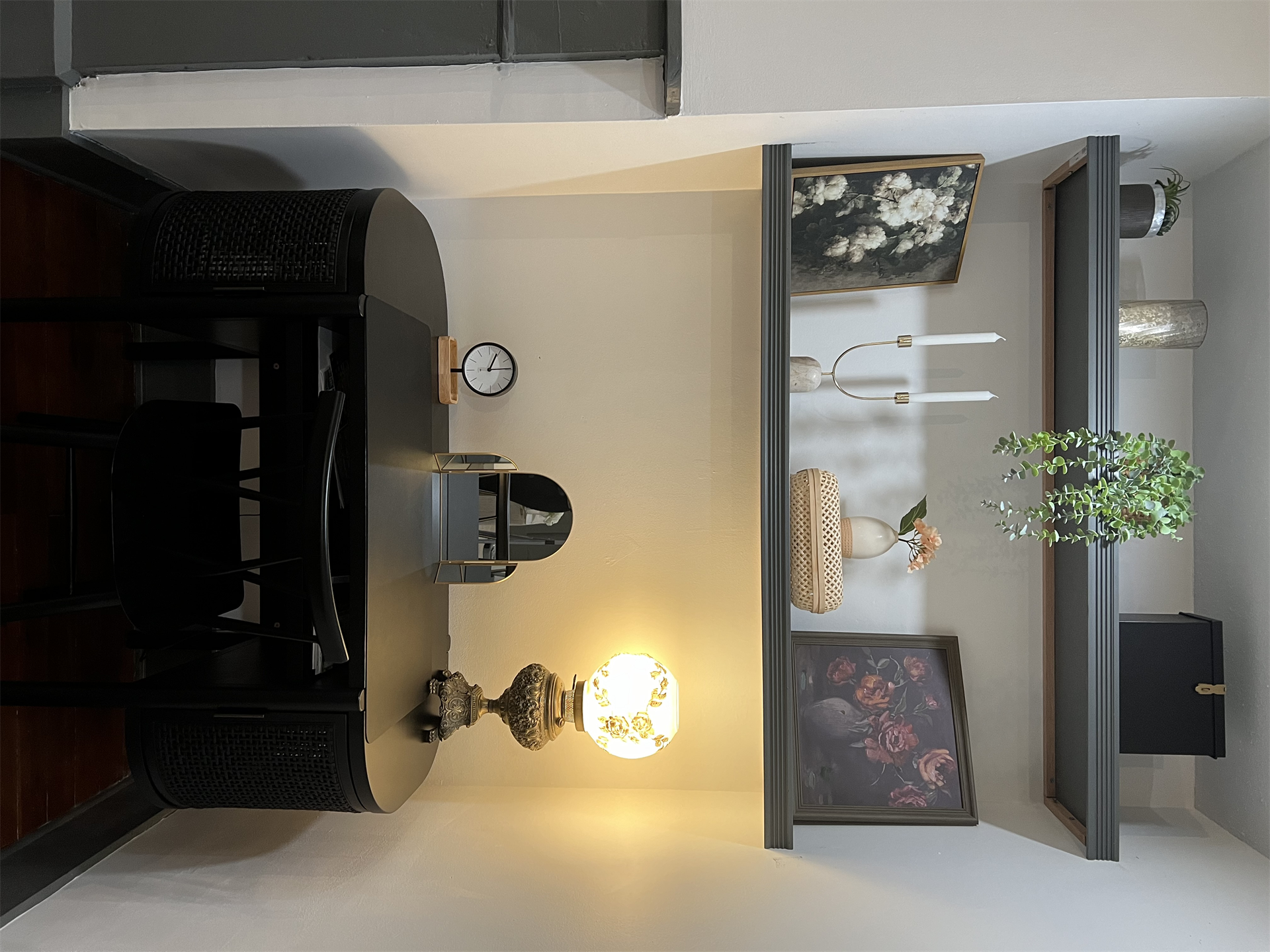 5 Bedroom Single Family Home/House's Image 4