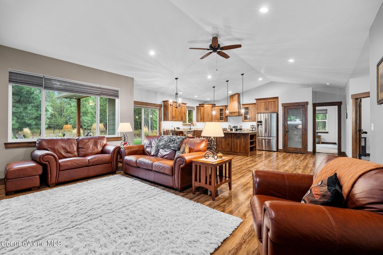3 Bedroom Single Family Home/House's Image 6