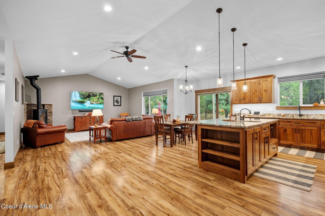 3 Bedroom Single Family Home/House's Image 7