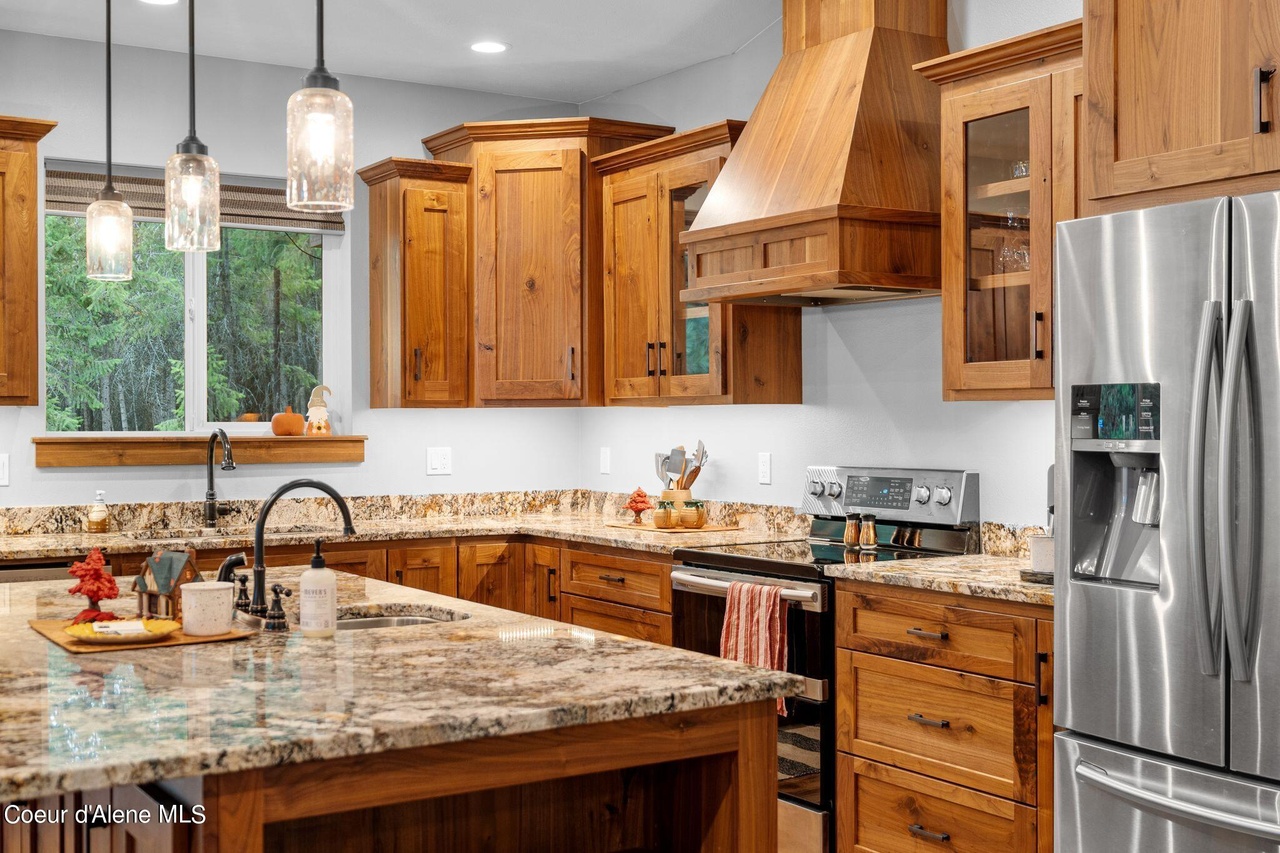 3 Bedroom Single Family Home/House's Image 10
