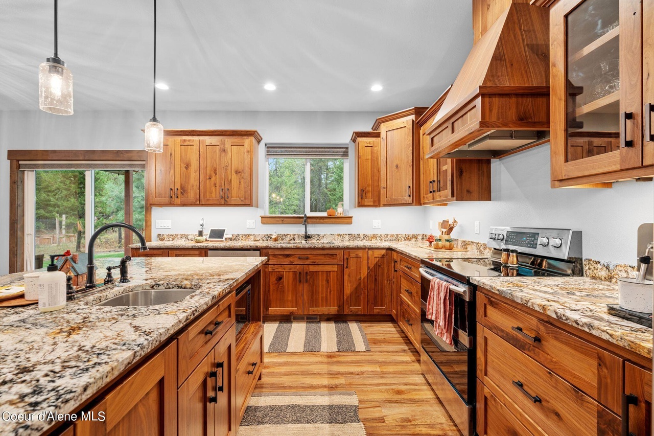 3 Bedroom Single Family Home/House's Image 11