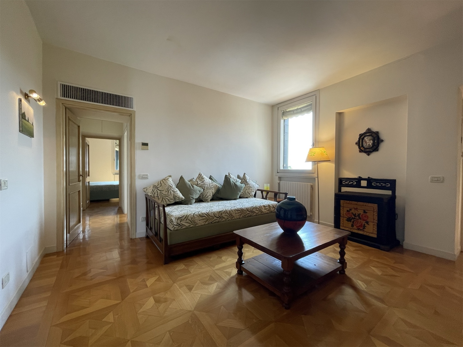 4 Bedroom Apartment/Flat's Image 3